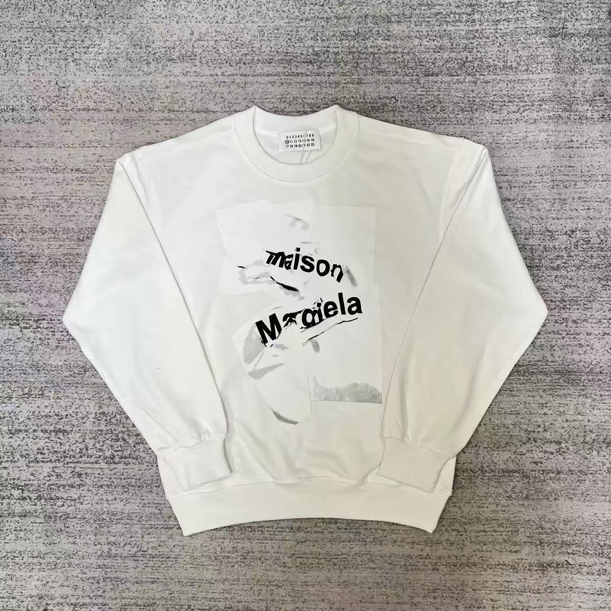 Maison Margiela Hoodie — 7d372c0c Angle 1