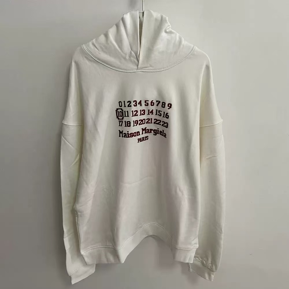 Maison Margiela Hoodie — 875230f6 Angle 1