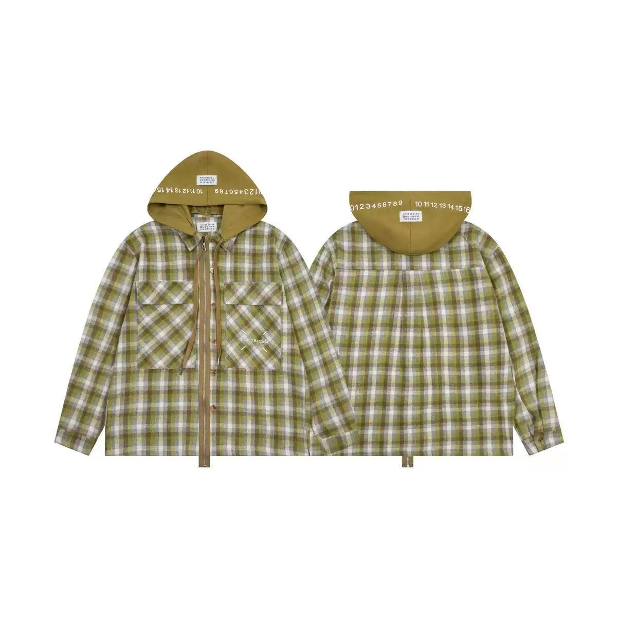 Maison Margiela Hoodie — b22721c7 Angle 1