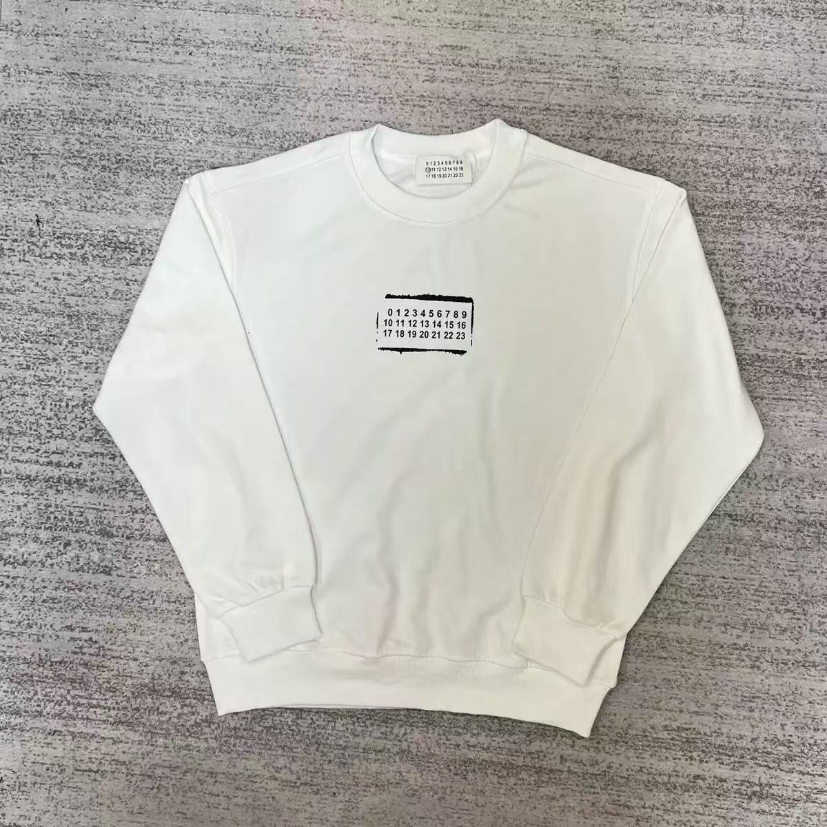 Maison Margiela Hoodie — de99e5f8 Angle 1
