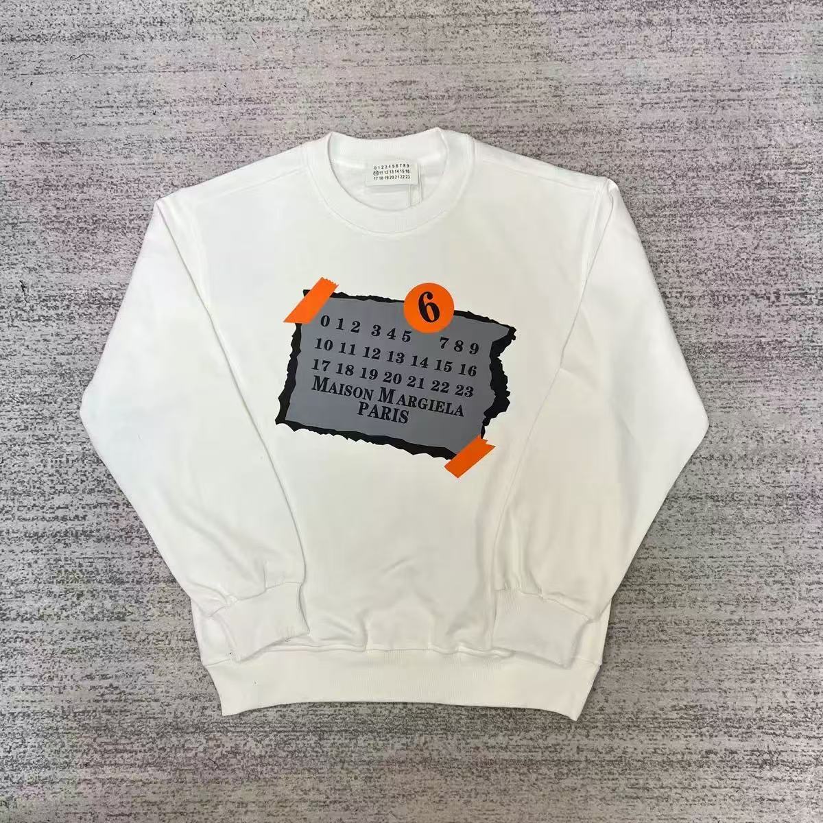 Maison Margiela Hoodie — ed4fa4e5 Angle 1