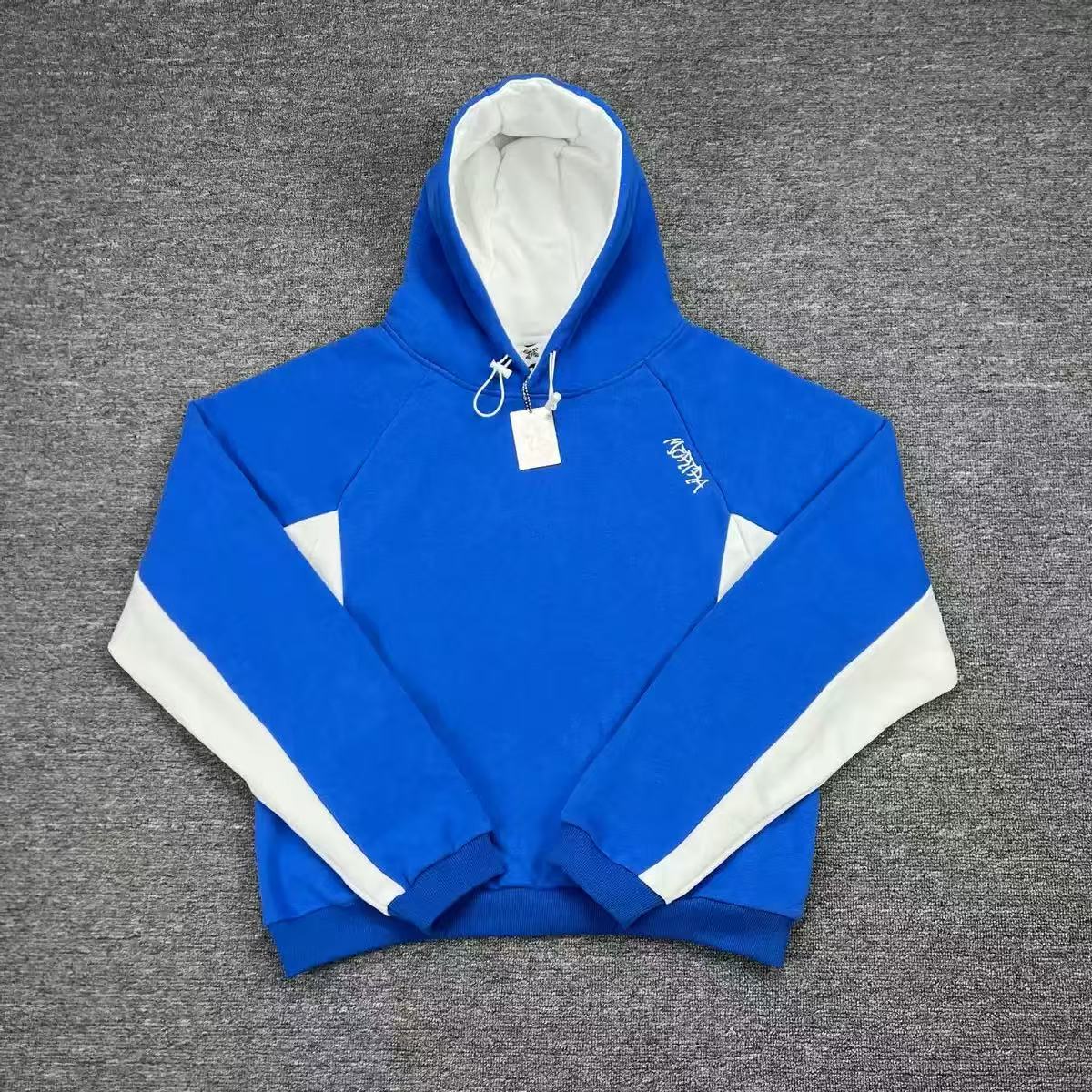 Martra Hoodie — 077e9866 Angle 1