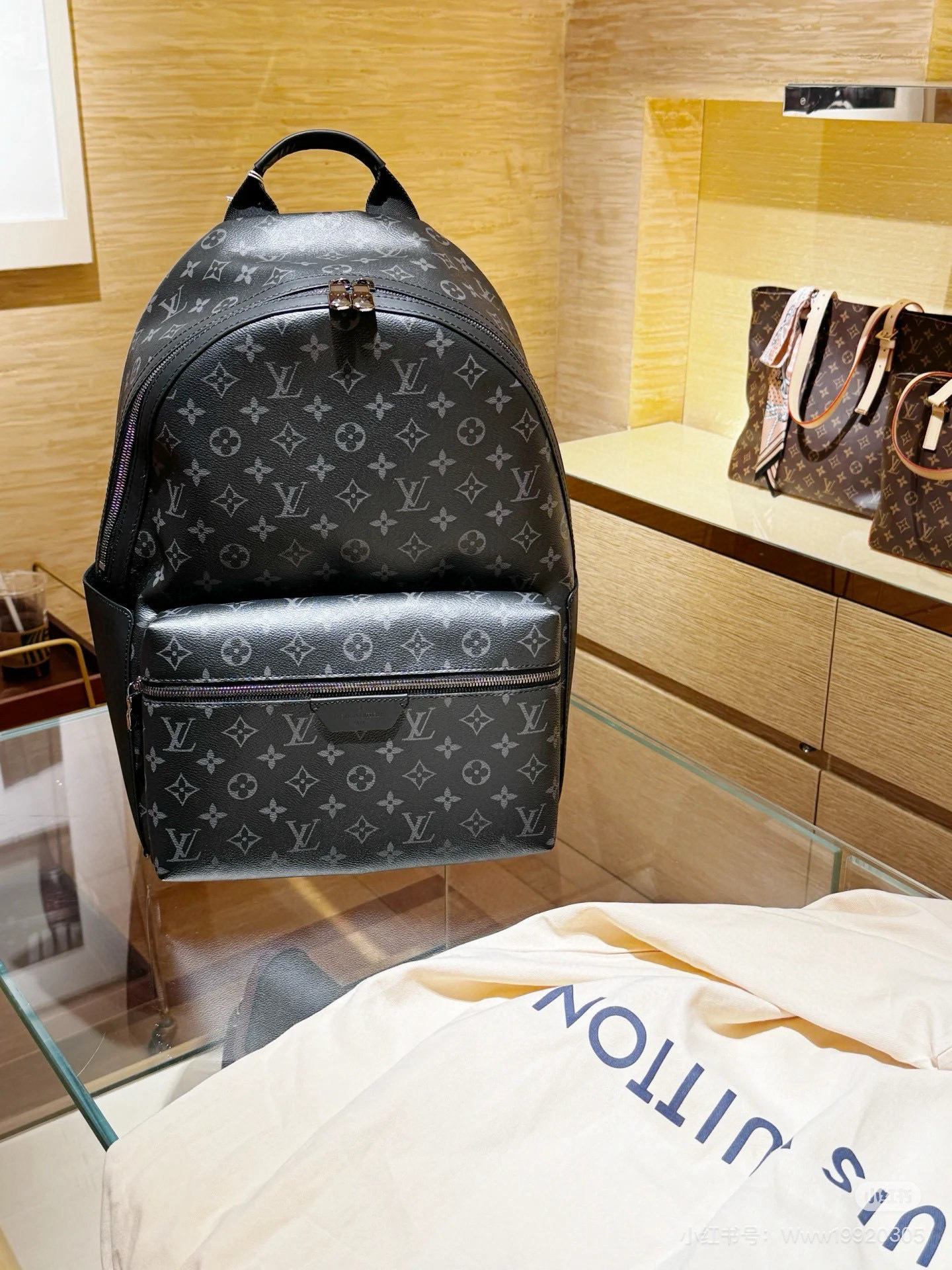 Mens Bags — 200e84a4 Angle 1