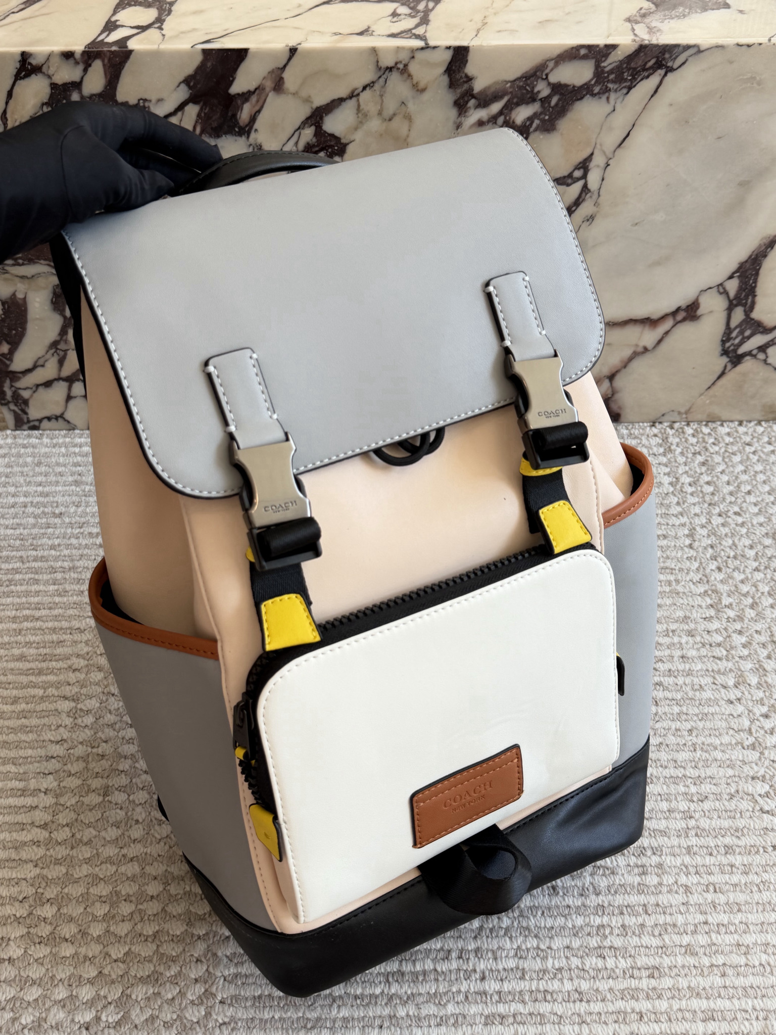 Mens Bags — 36520a77 Angle 1