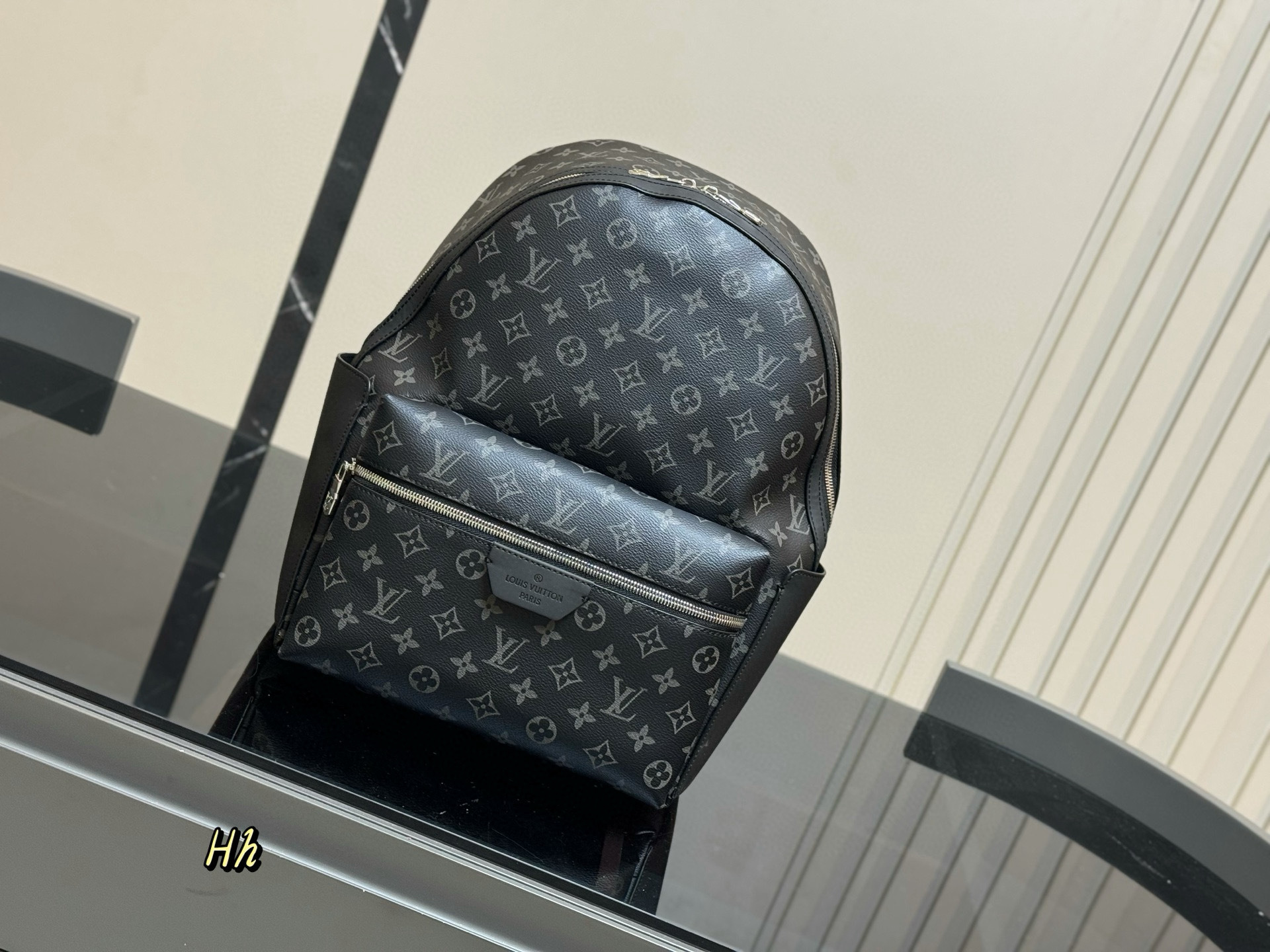 Mens Bags — 8243c501 Angle 1