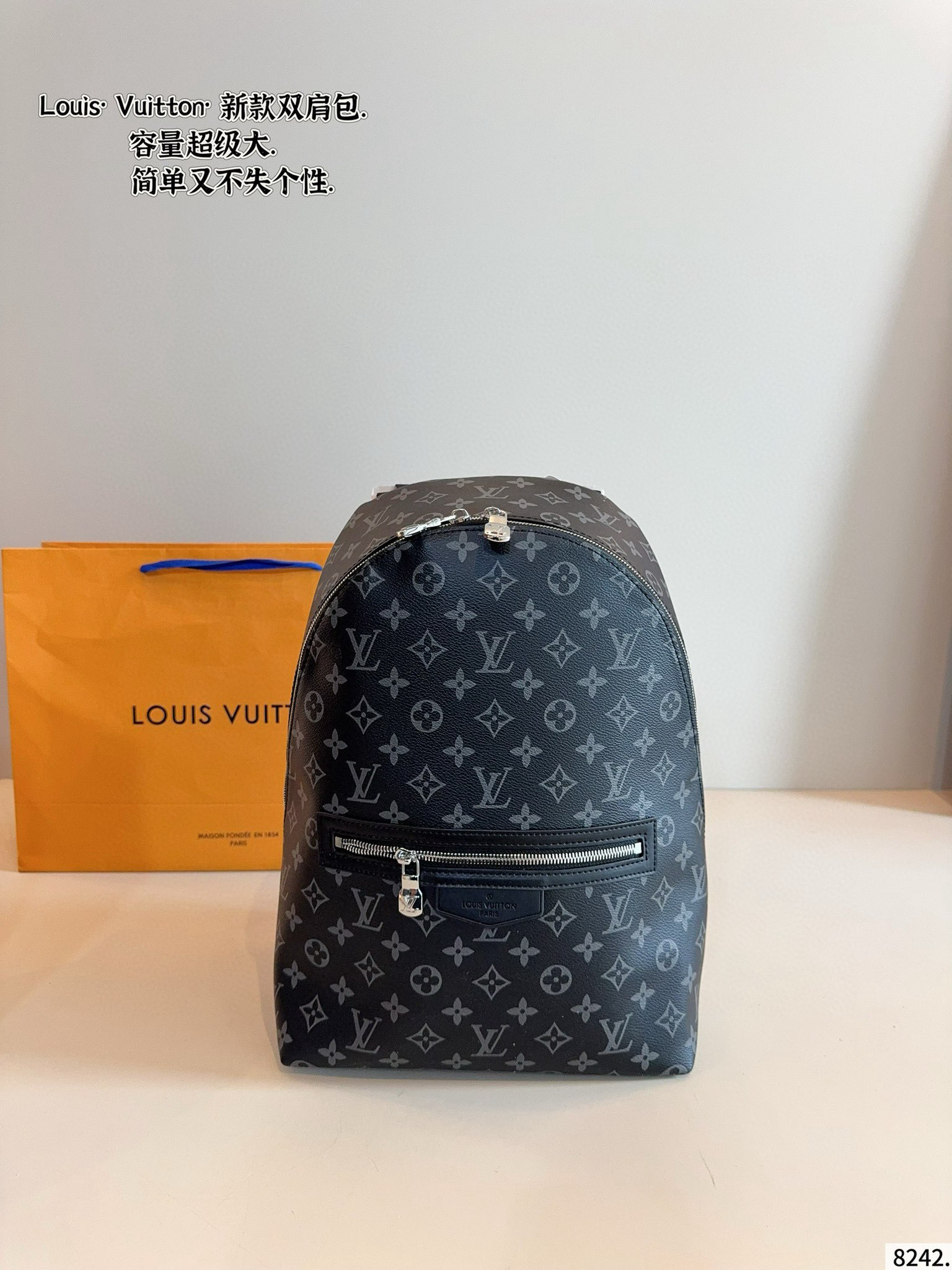 Mens Bags — b0626e30 Angle 1