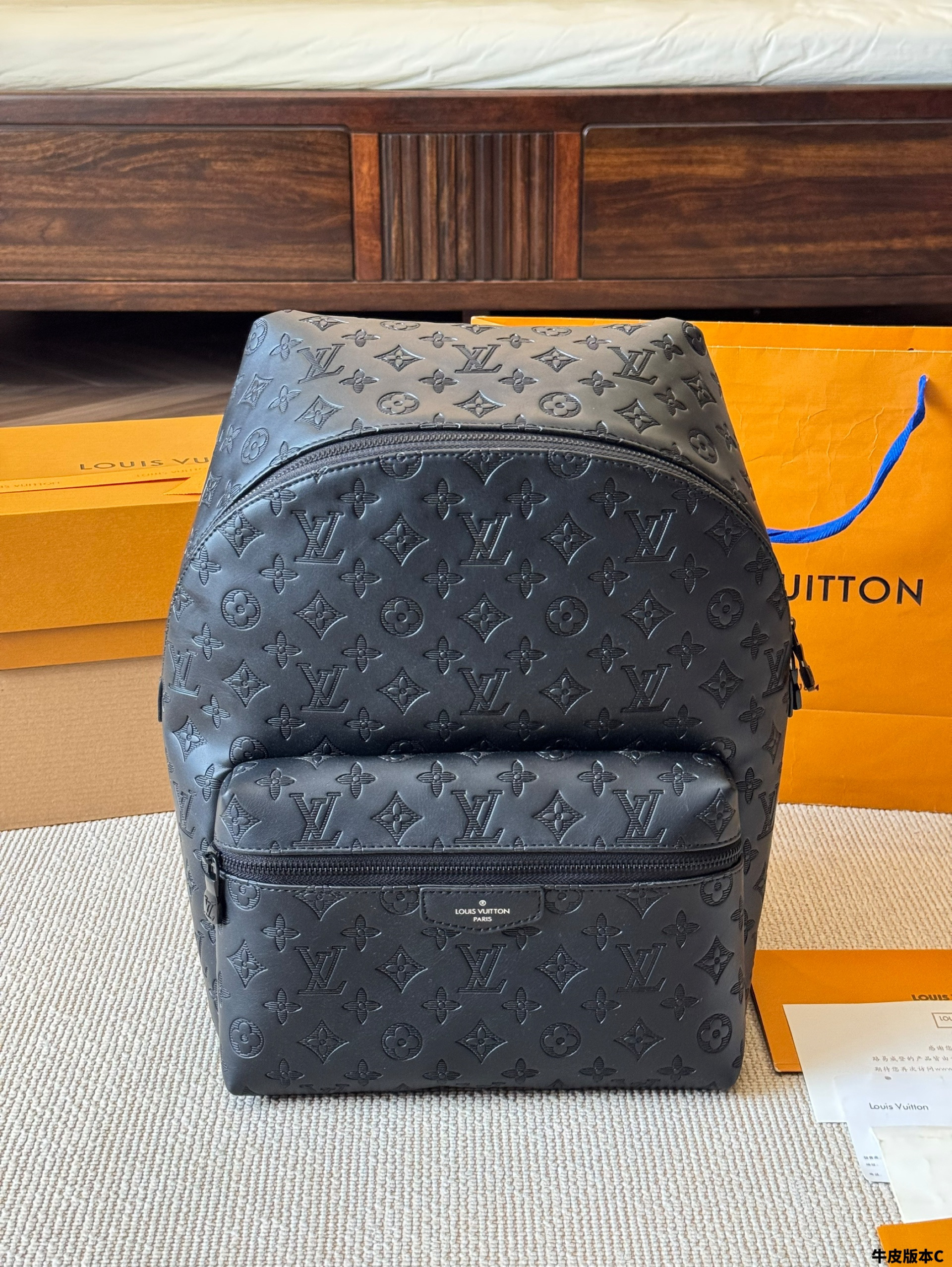 Mens Bags — f599f196 Angle 1