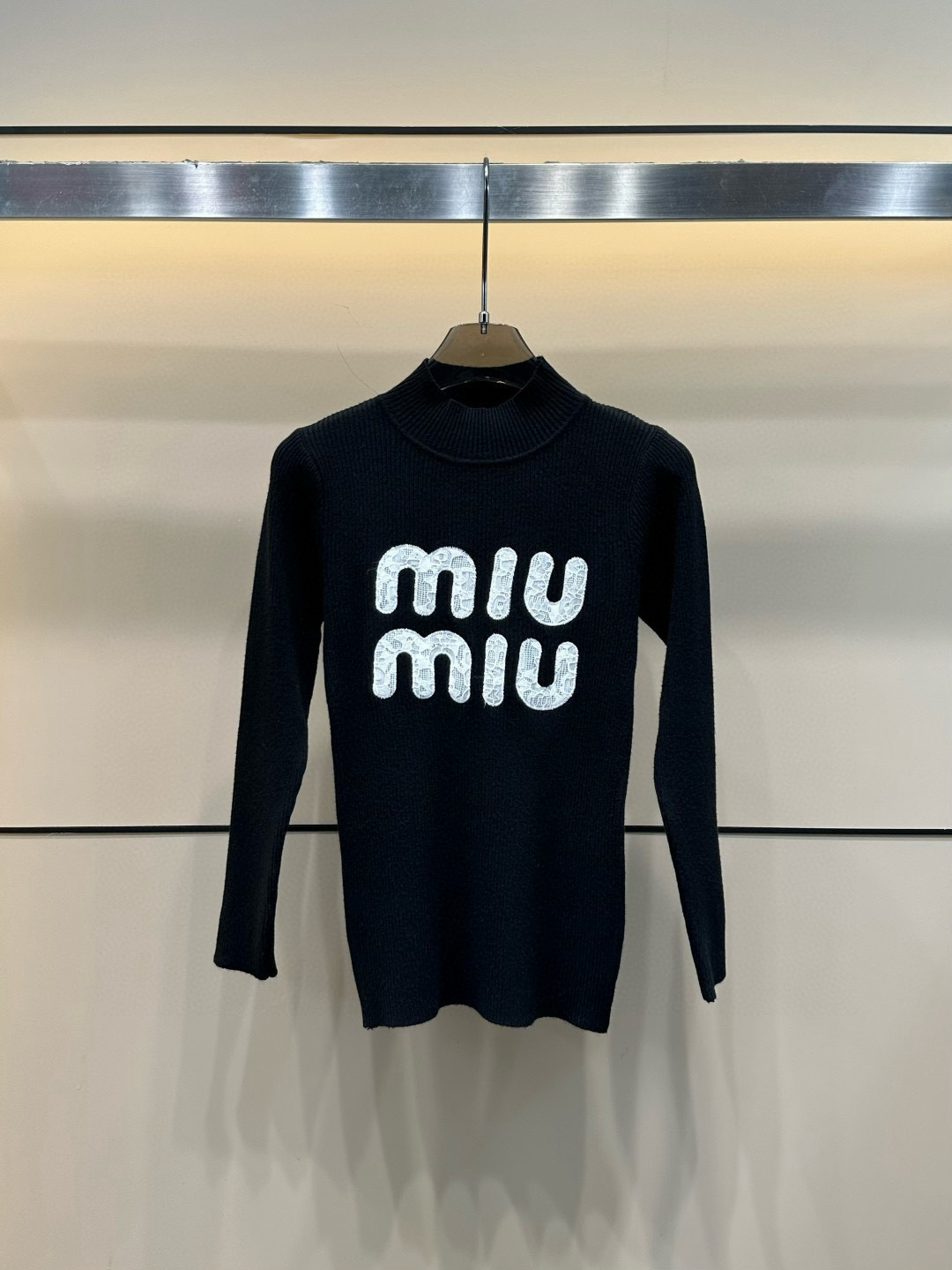 Miu Miu Hoodie — 4f2f0a2a Angle 1