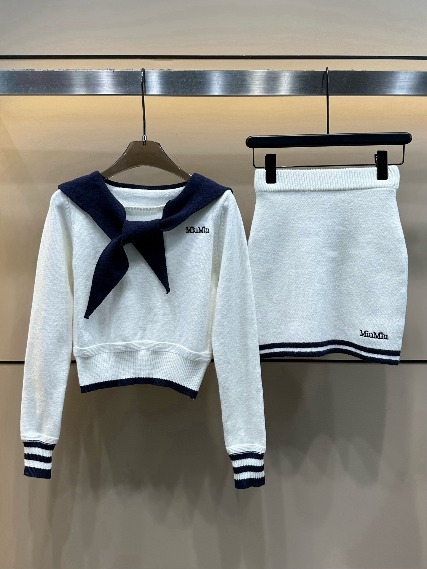 Miu Miu Hoodie — 745251e5 Angle 1