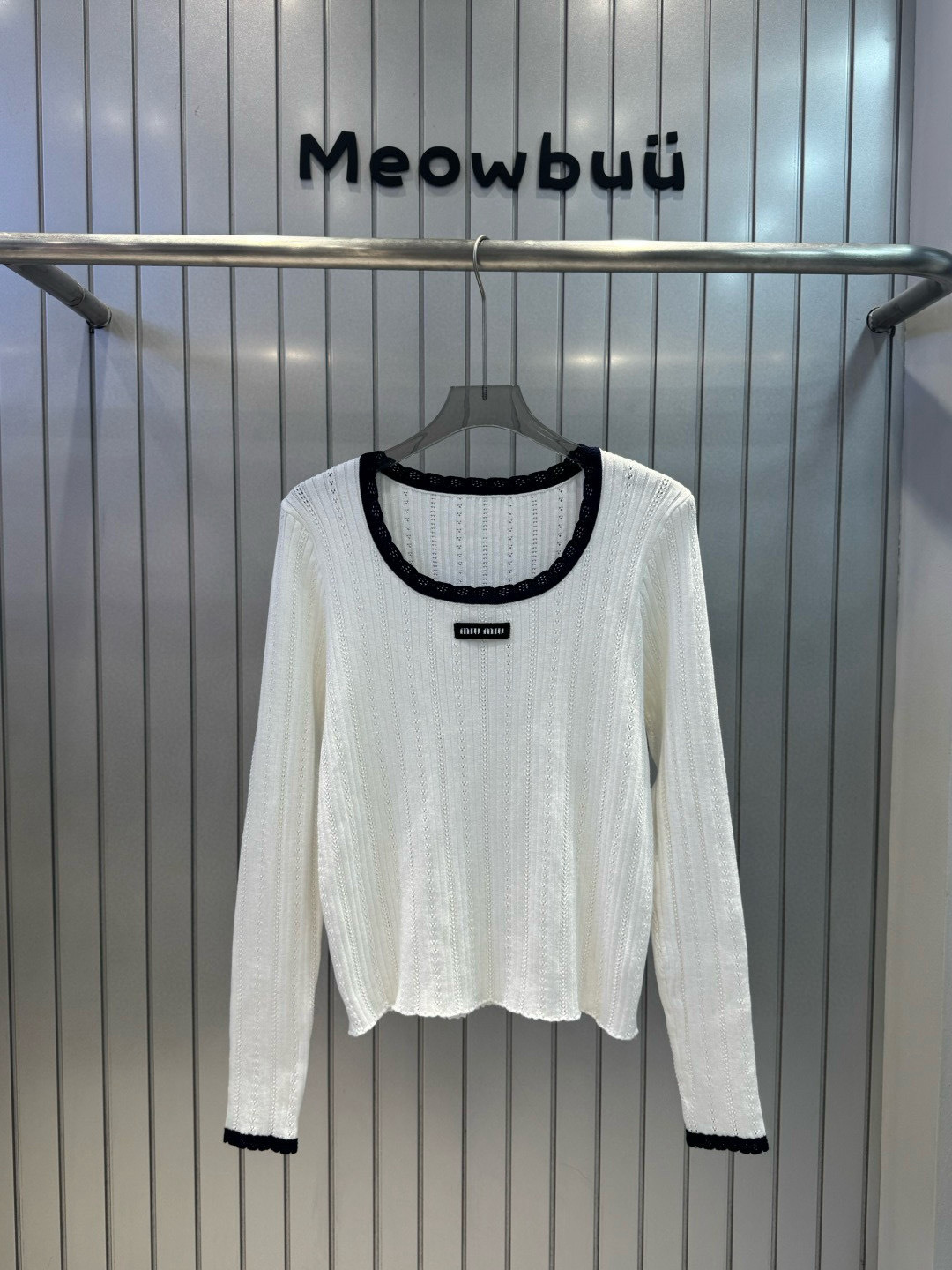 Miu Miu Hoodie — 880e1265 Angle 1