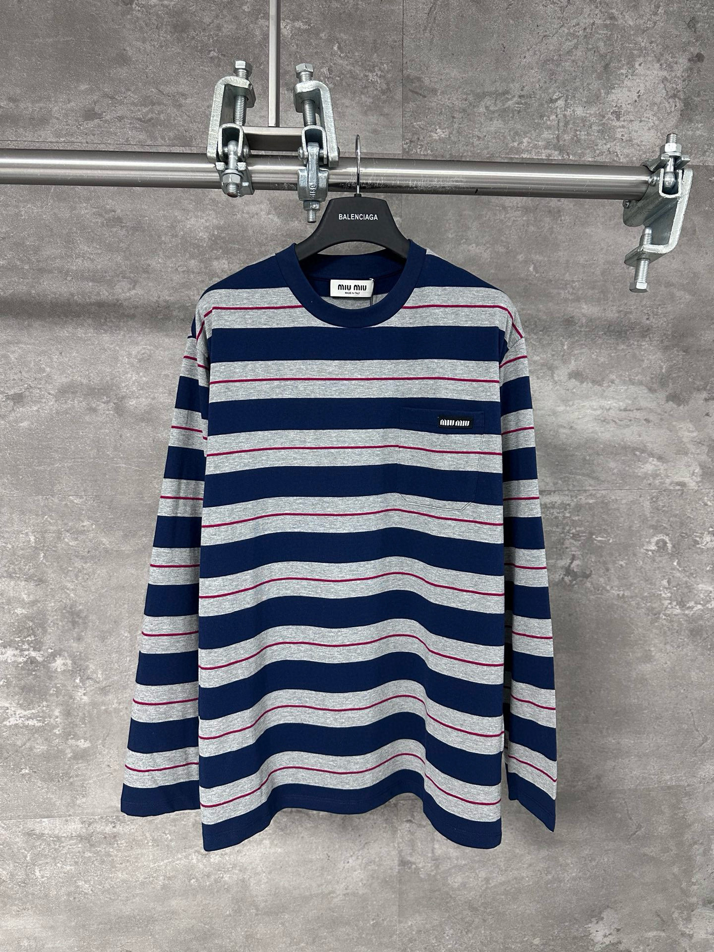 Miu Miu Hoodie — fe5d9d97 Angle 1