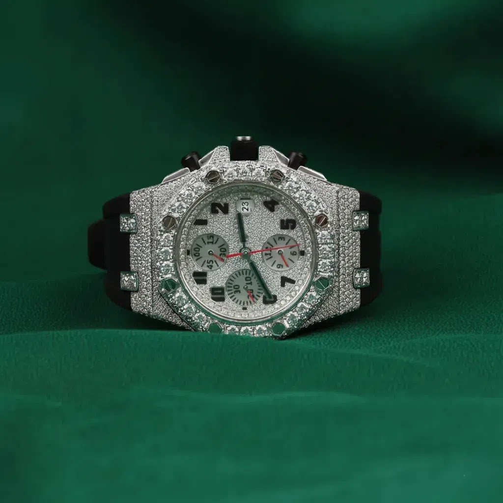 MOISSANITE AP WATCH | AUDEMARS PIGUET ROYALOAK BUSTDOWN W 127 Angle 1