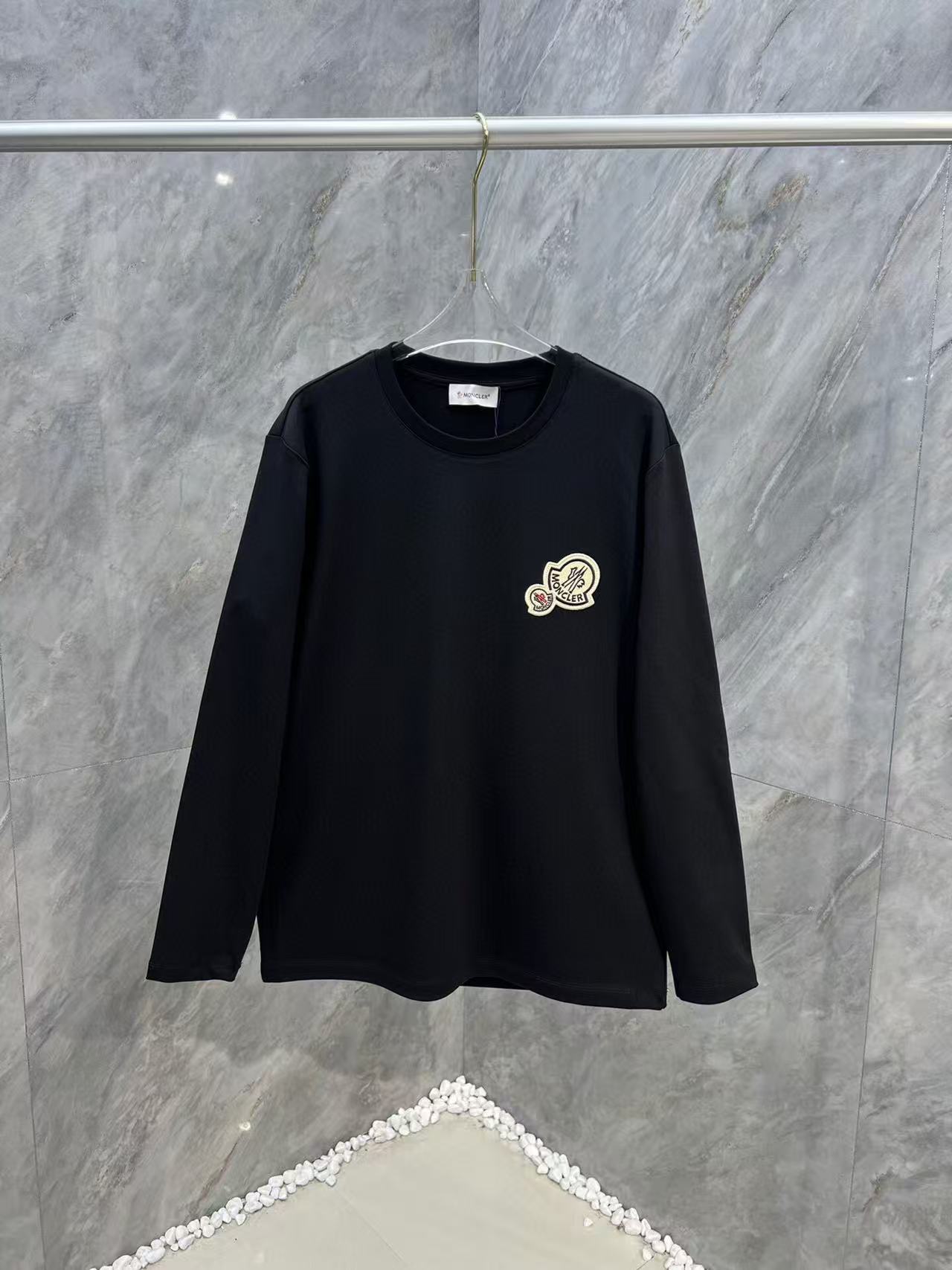 Moncler All — 0fcee28b Angle 1