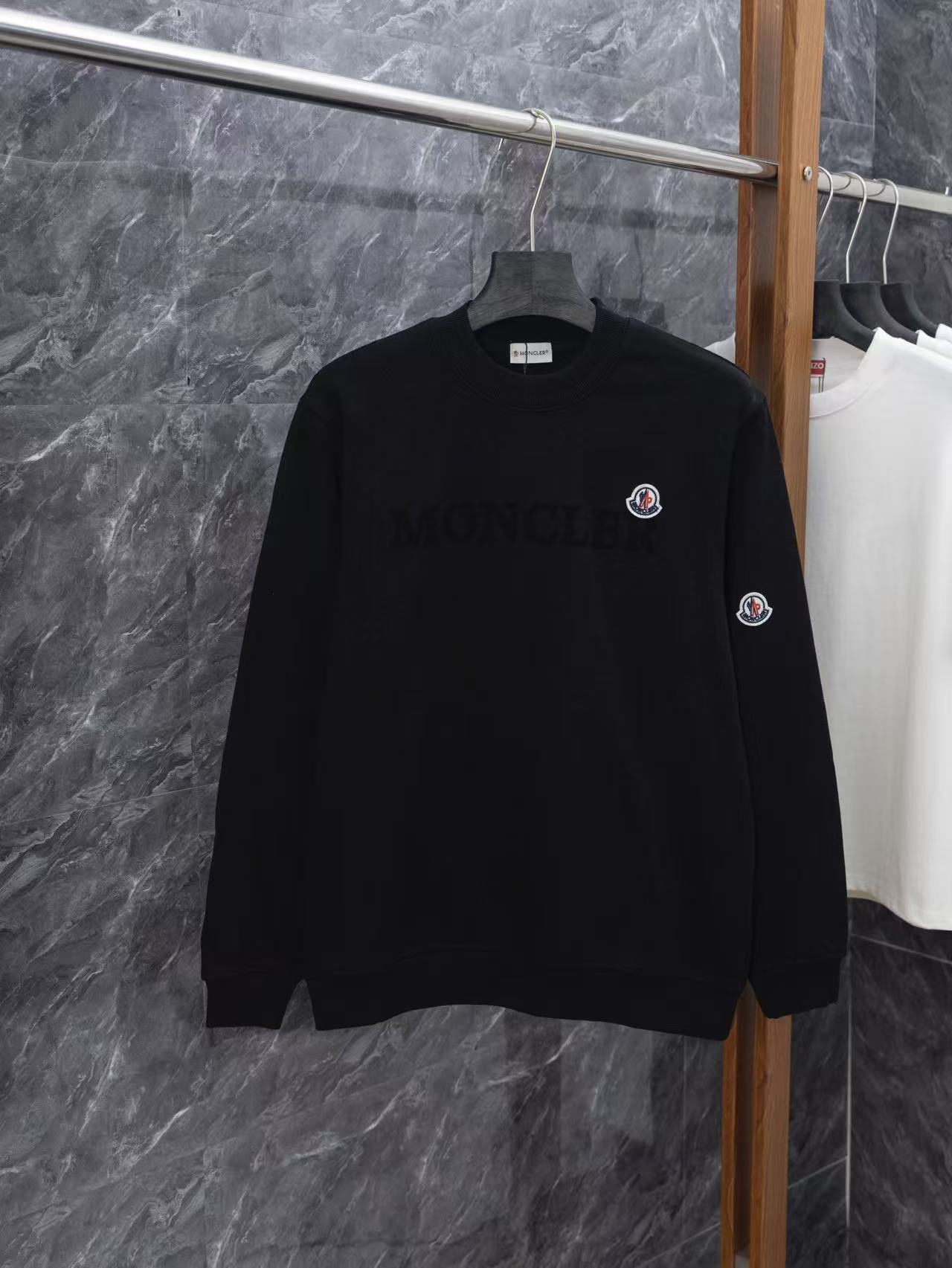 Moncler All — 34dc6413 Angle 1
