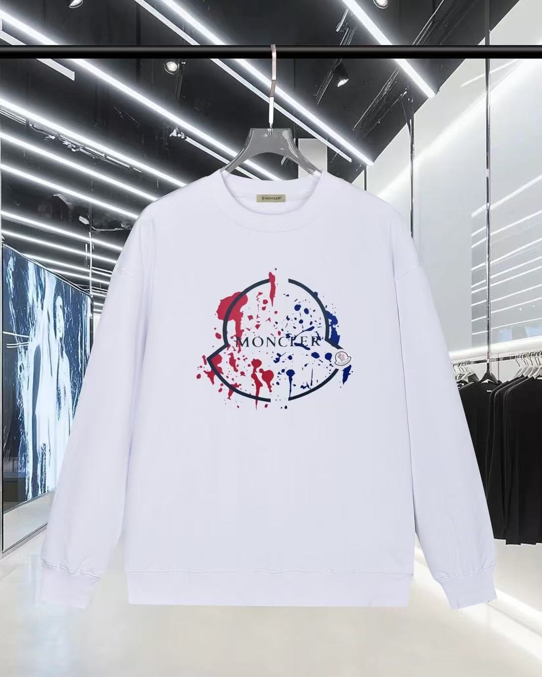 Moncler All — 5760d92d Angle 1