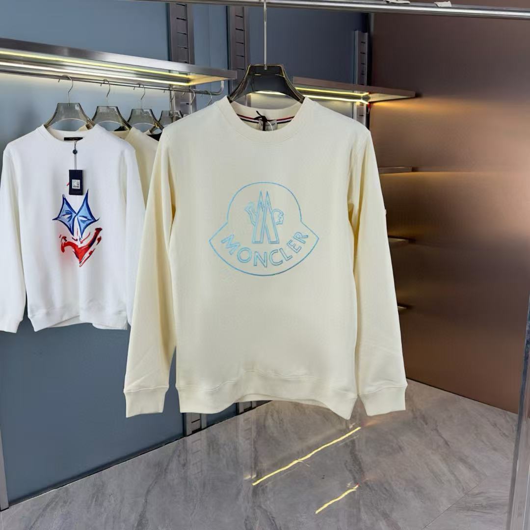 Moncler All — 58510a91 Angle 1