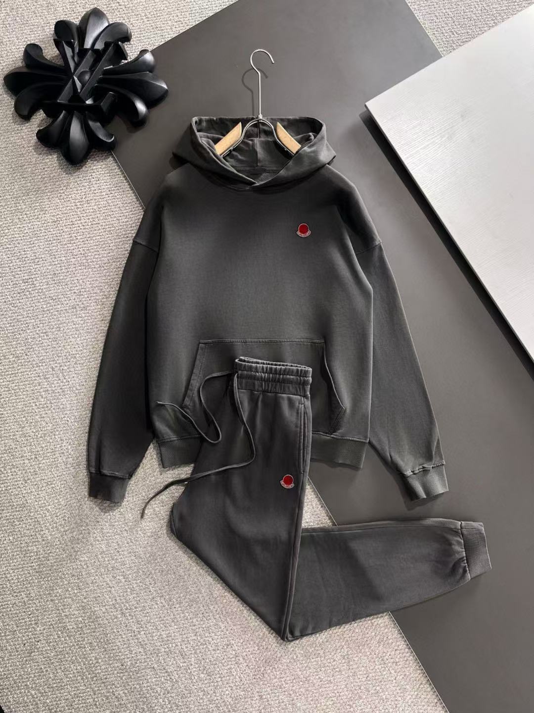 Moncler All — 5b25848f Angle 1
