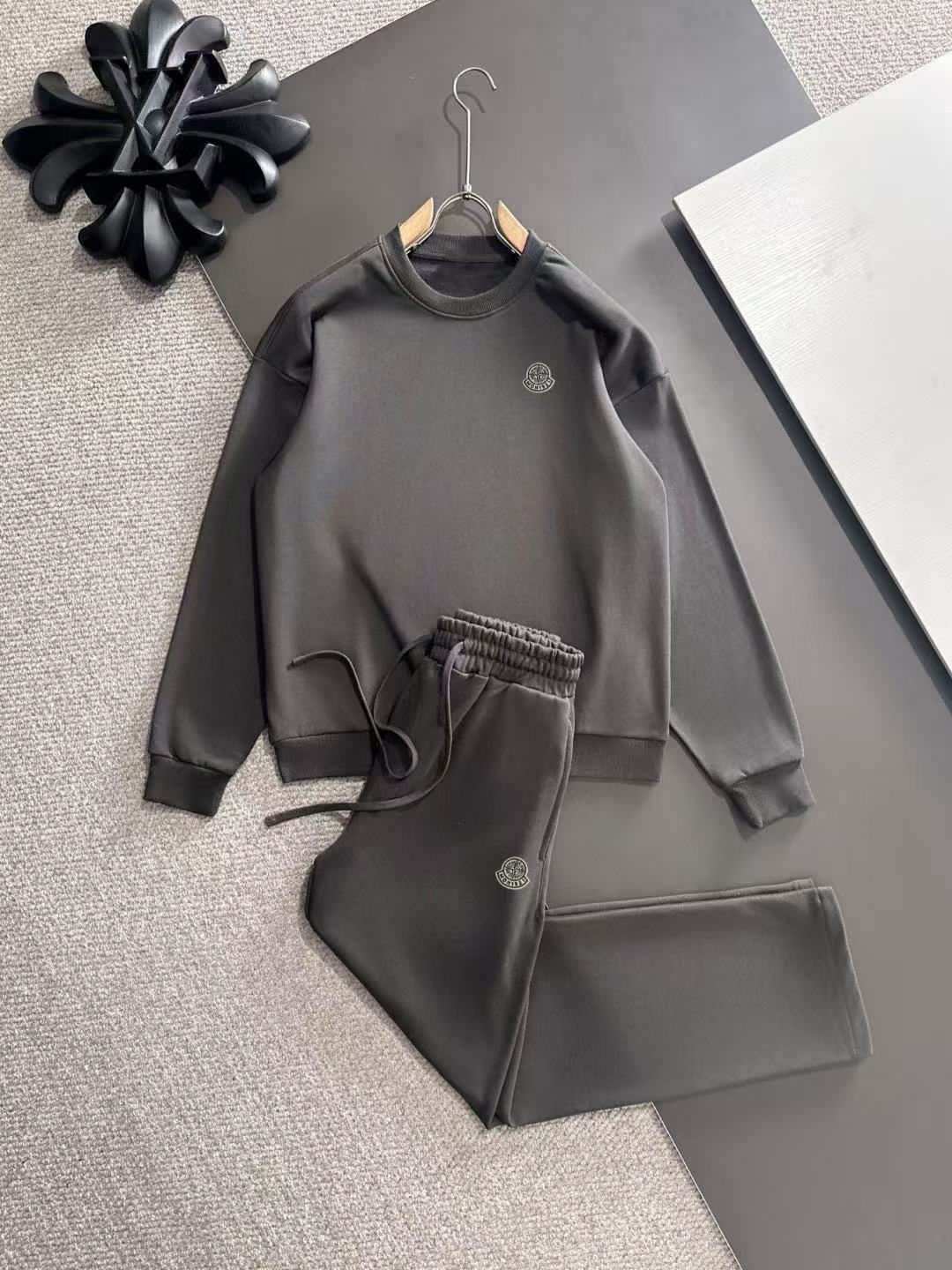 Moncler All — 7087b7d9 Angle 1