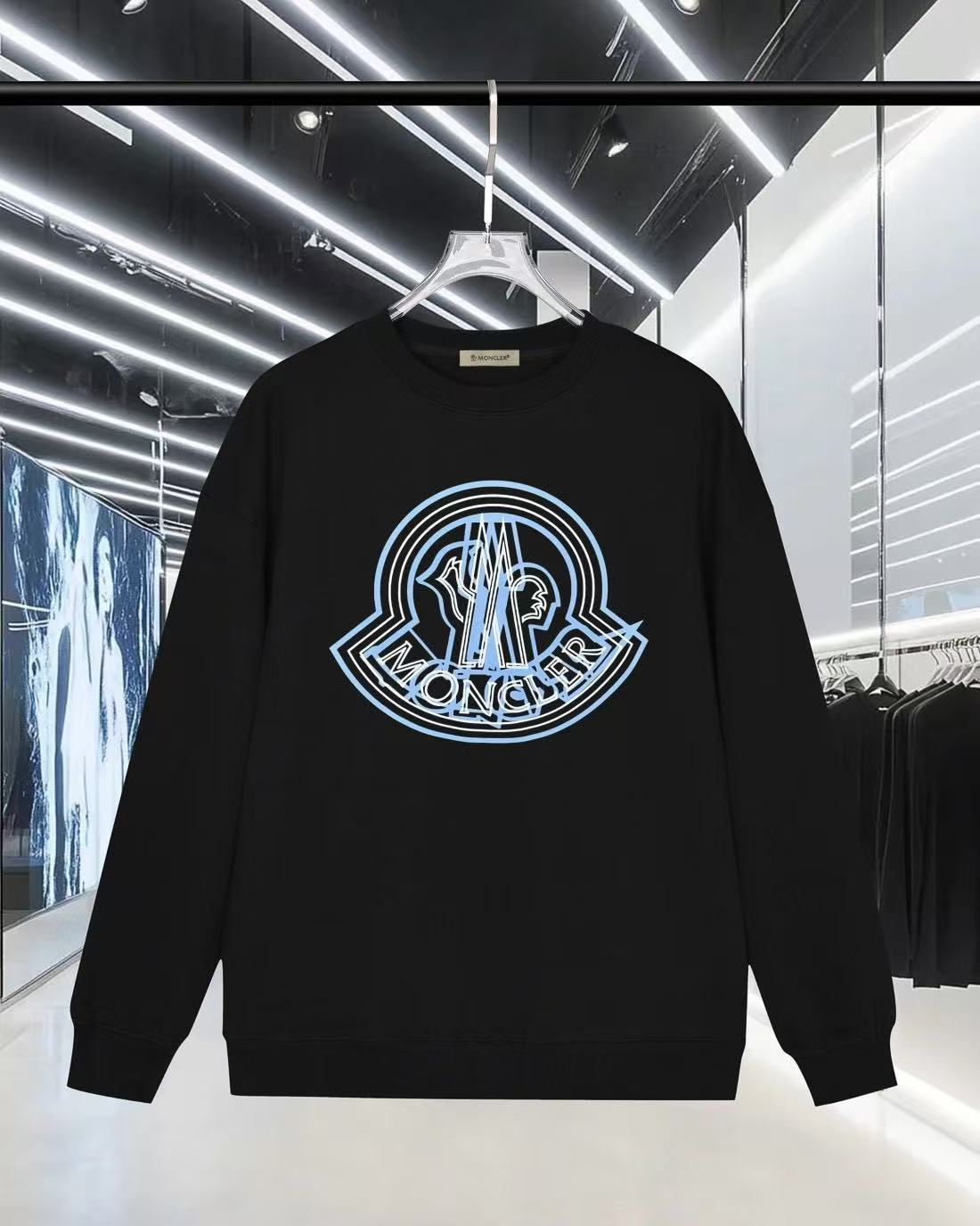 Moncler All — bda0ac21 Angle 1