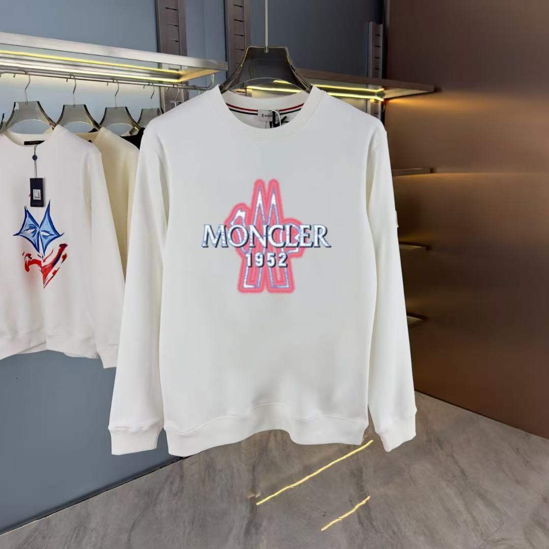 Moncler All — f94688b0 Angle 1