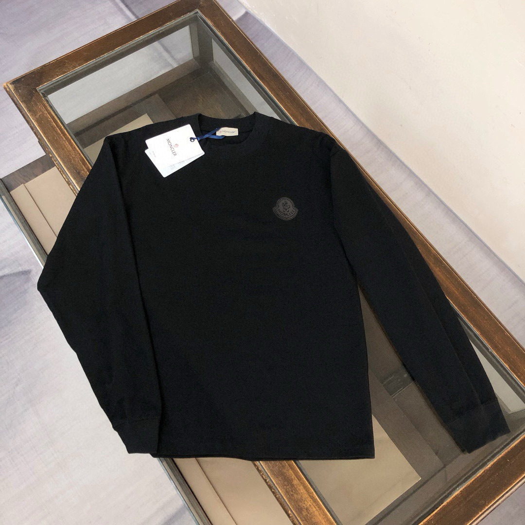 Moncler Hoodie — fe715826 Angle 1