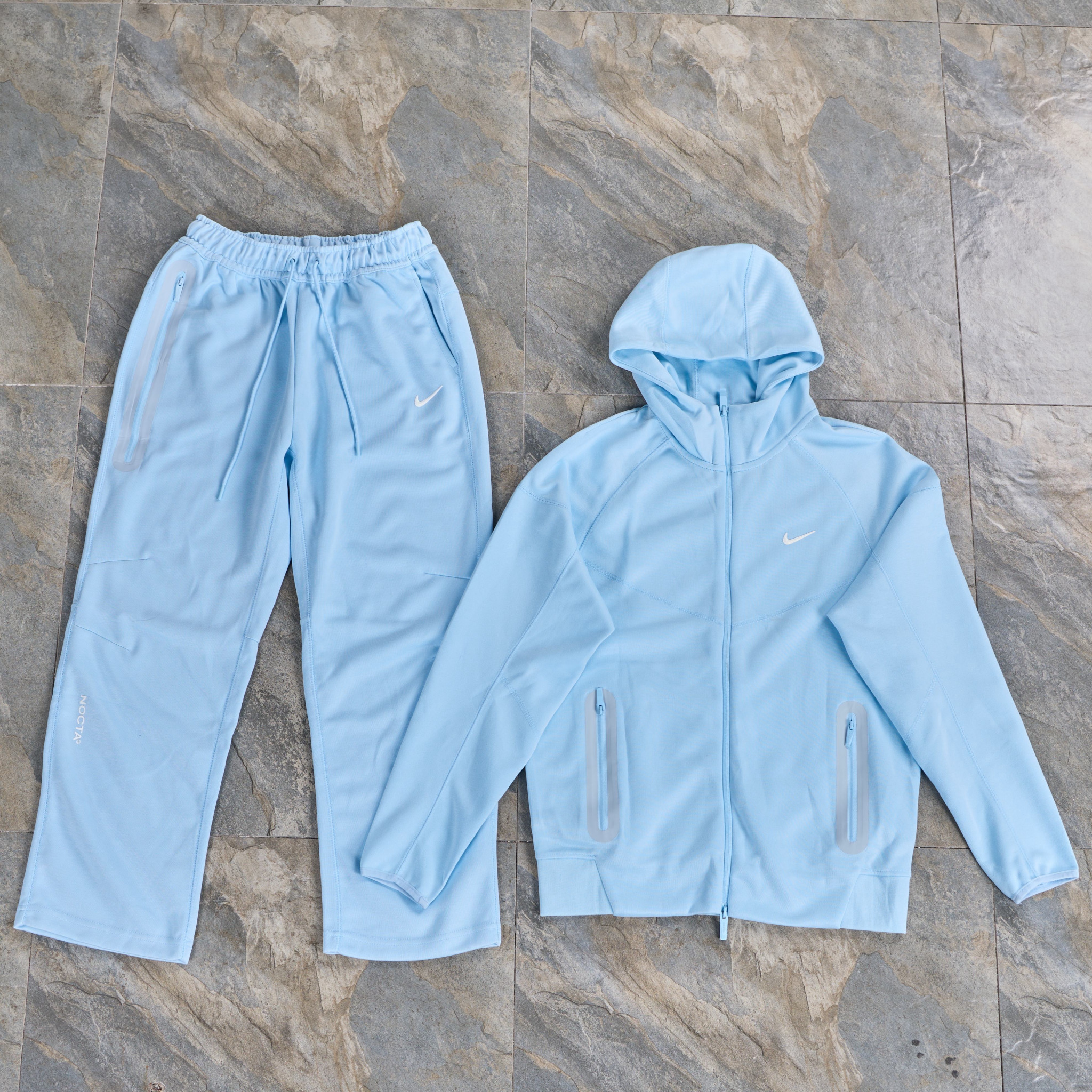 Nike Hoodie — 1fd6fc78 Angle 1