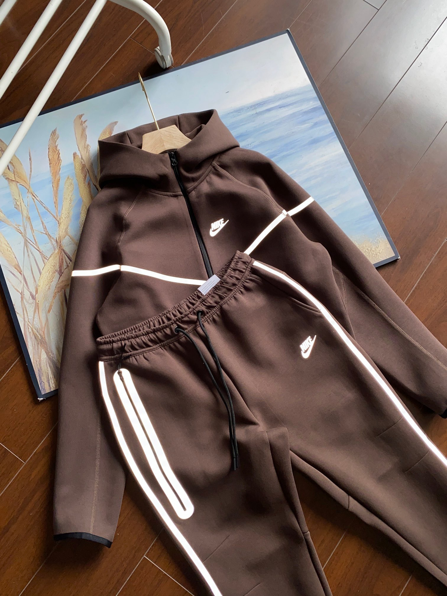 Nike Hoodie — 42144422 Angle 1
