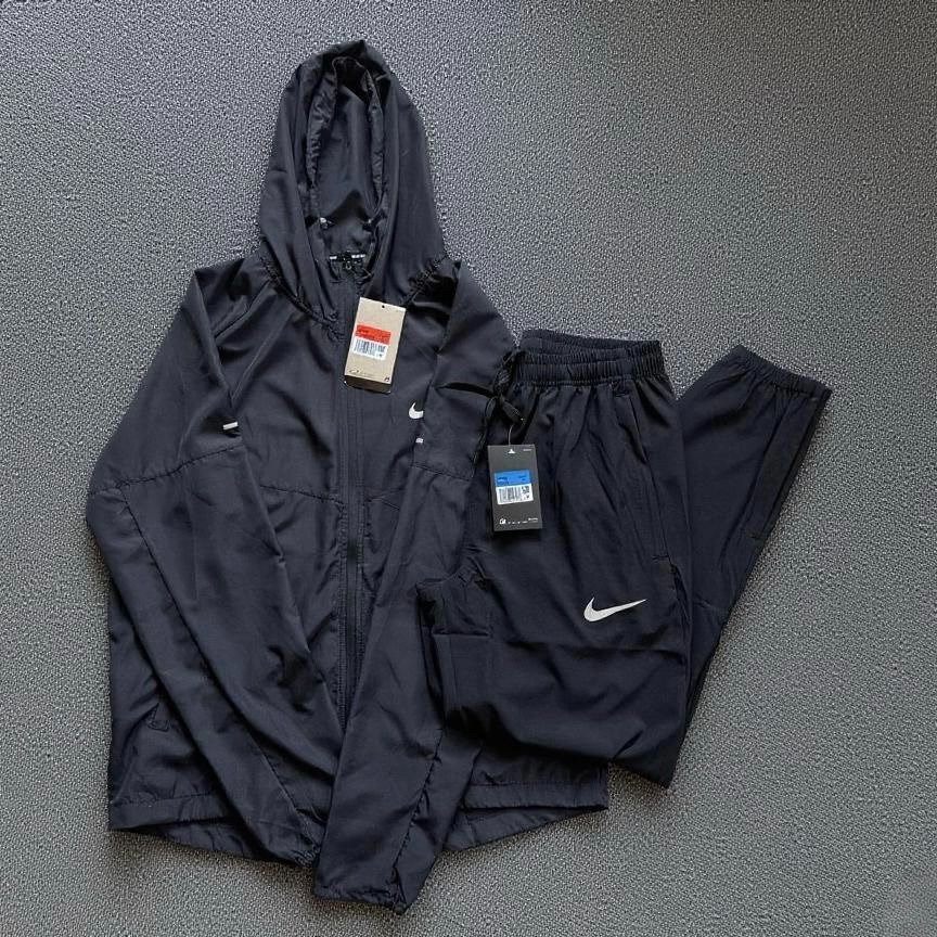 Nike Hoodie — 52abff6b Angle 1
