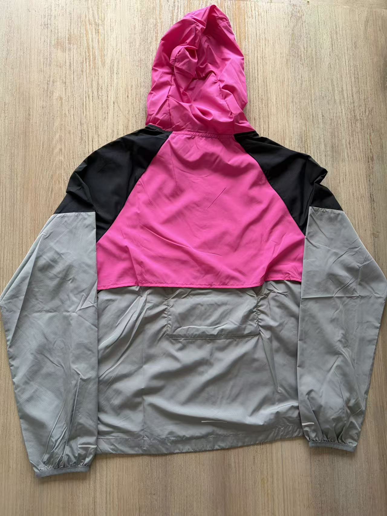 Nike Hoodie — cb62aeb8 Angle 1