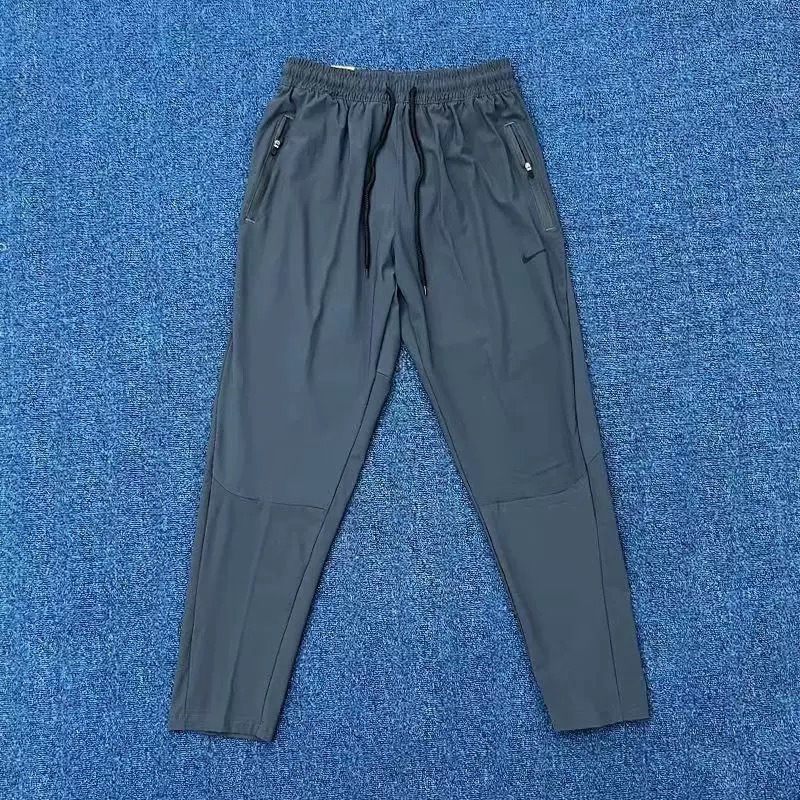 Nike Pants — feb5ccc6 Angle 1