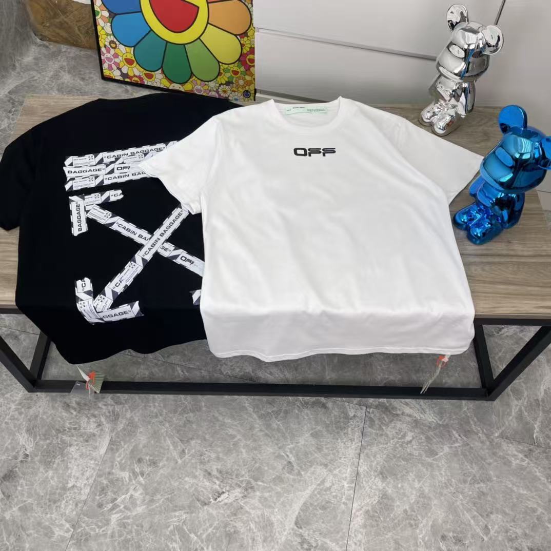 Off-white T-Shirt — 448e03ab Angle 1