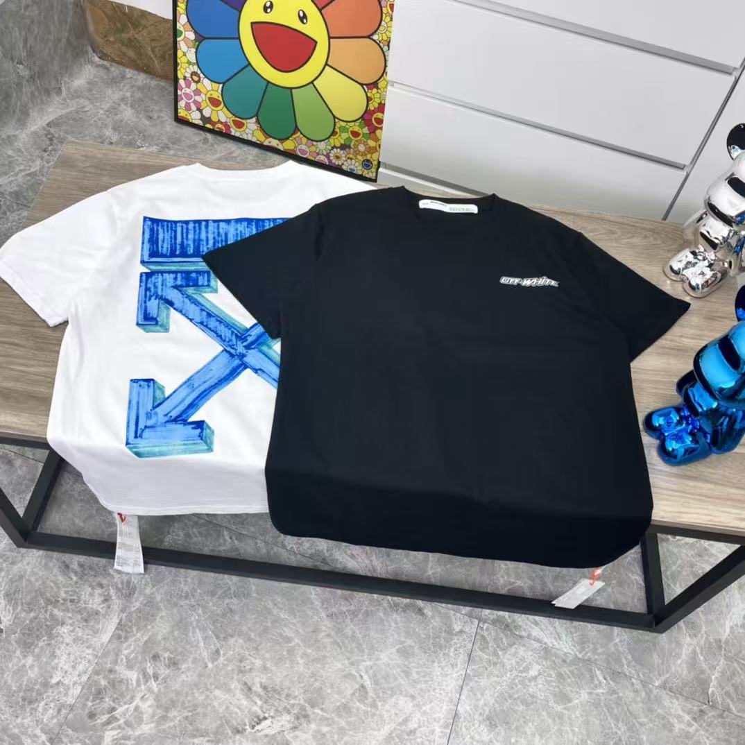 Off-white T-Shirt — 85d7b5e7 Angle 1