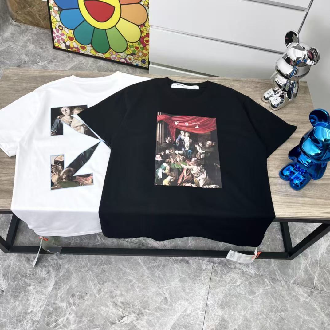 Off-white T-Shirt — b1111e55 Angle 1