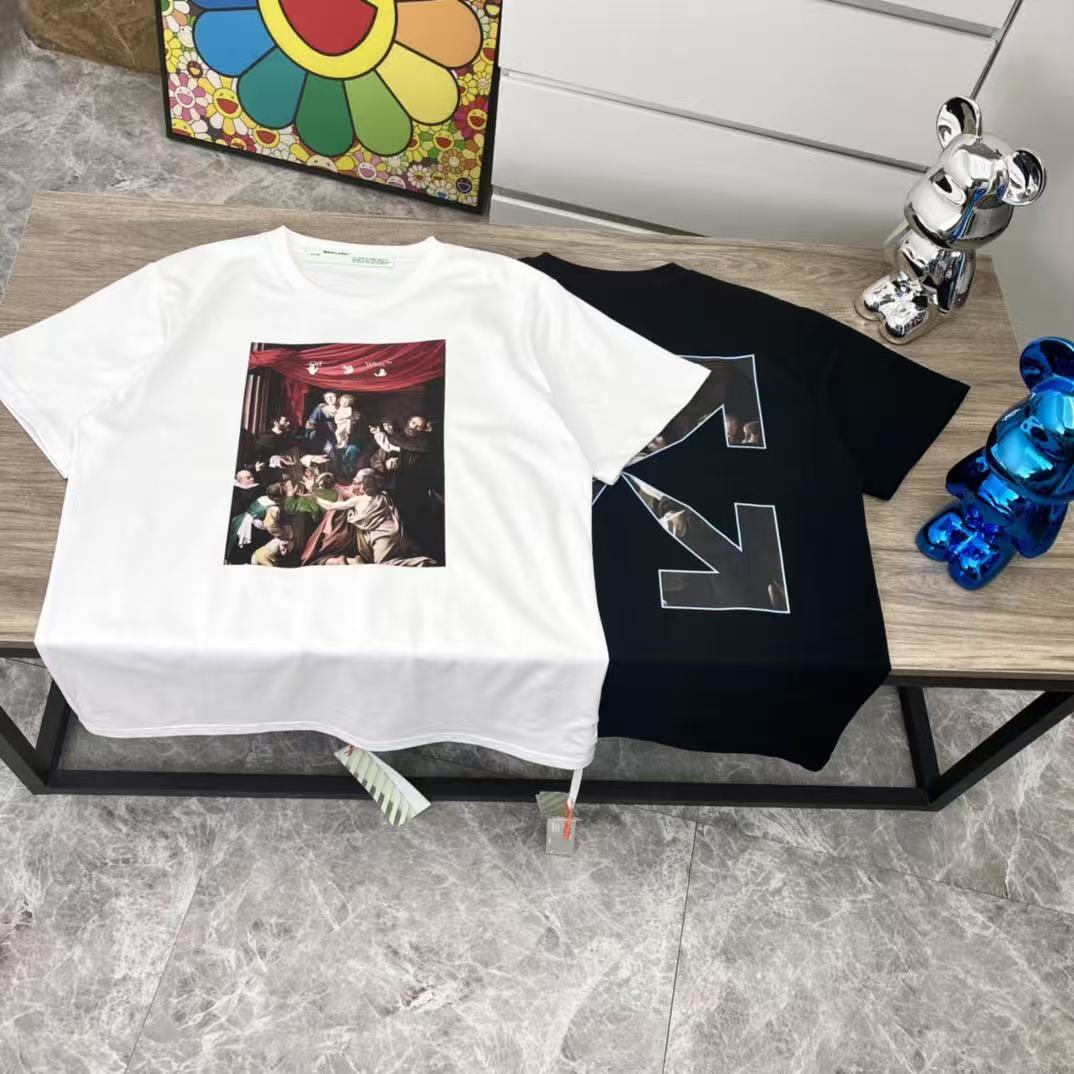 Off-white T-Shirt — c2606962 Angle 1