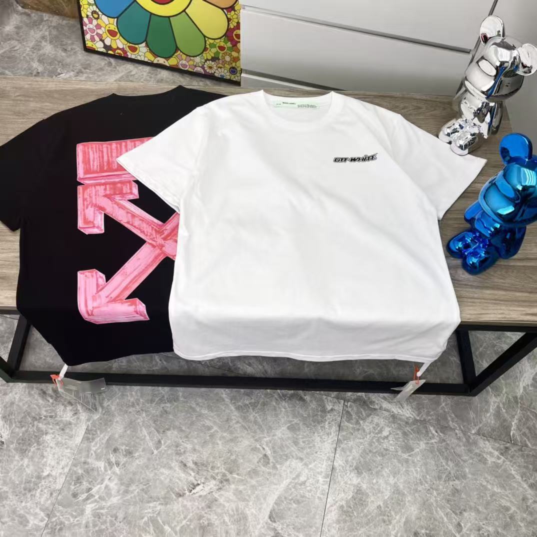 Off-white T-Shirt — f541e472 Angle 1