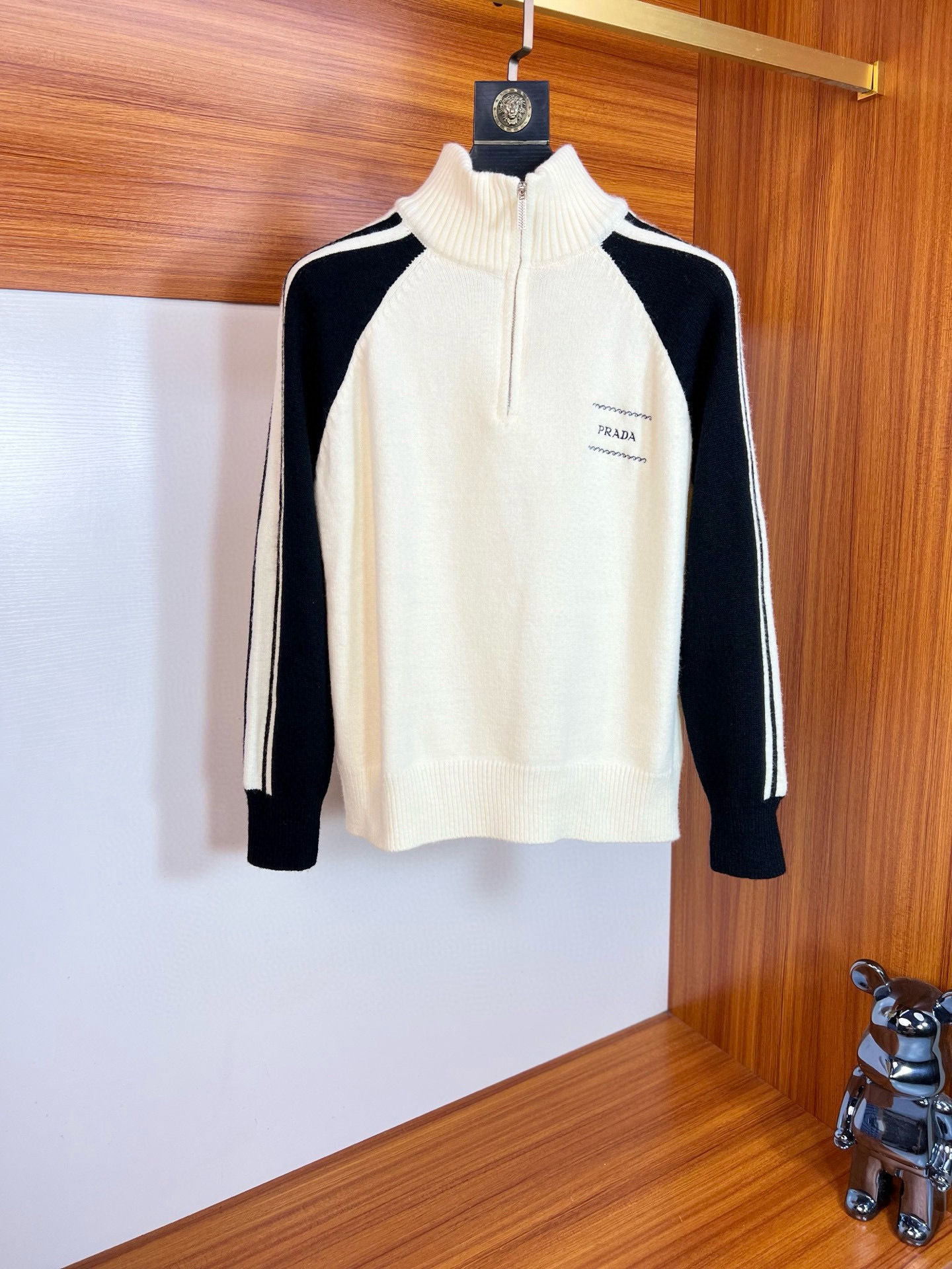 Prada Hoodie — 87e61829 Angle 1