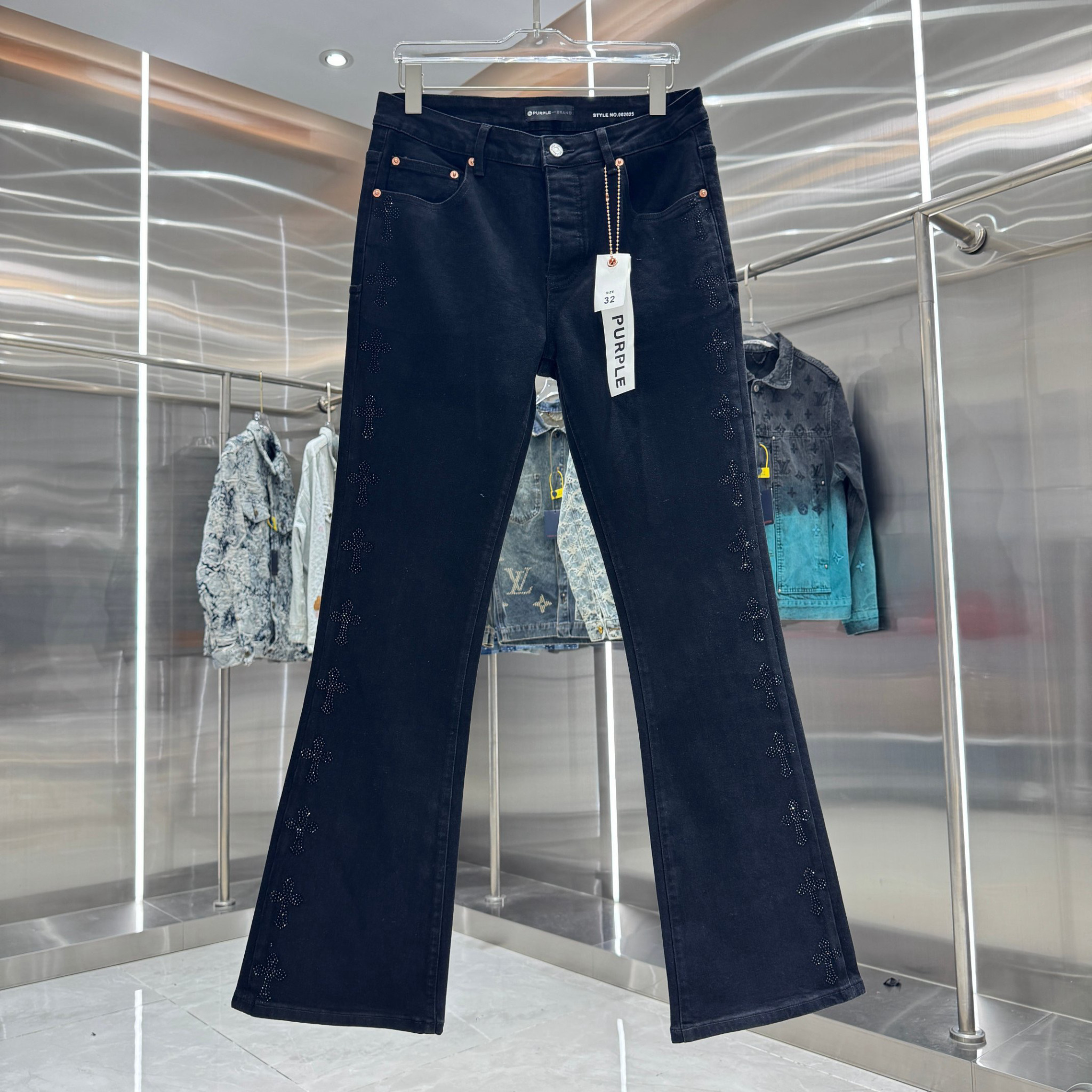 Purple Brand Jeans — 0a858c8e Angle 1