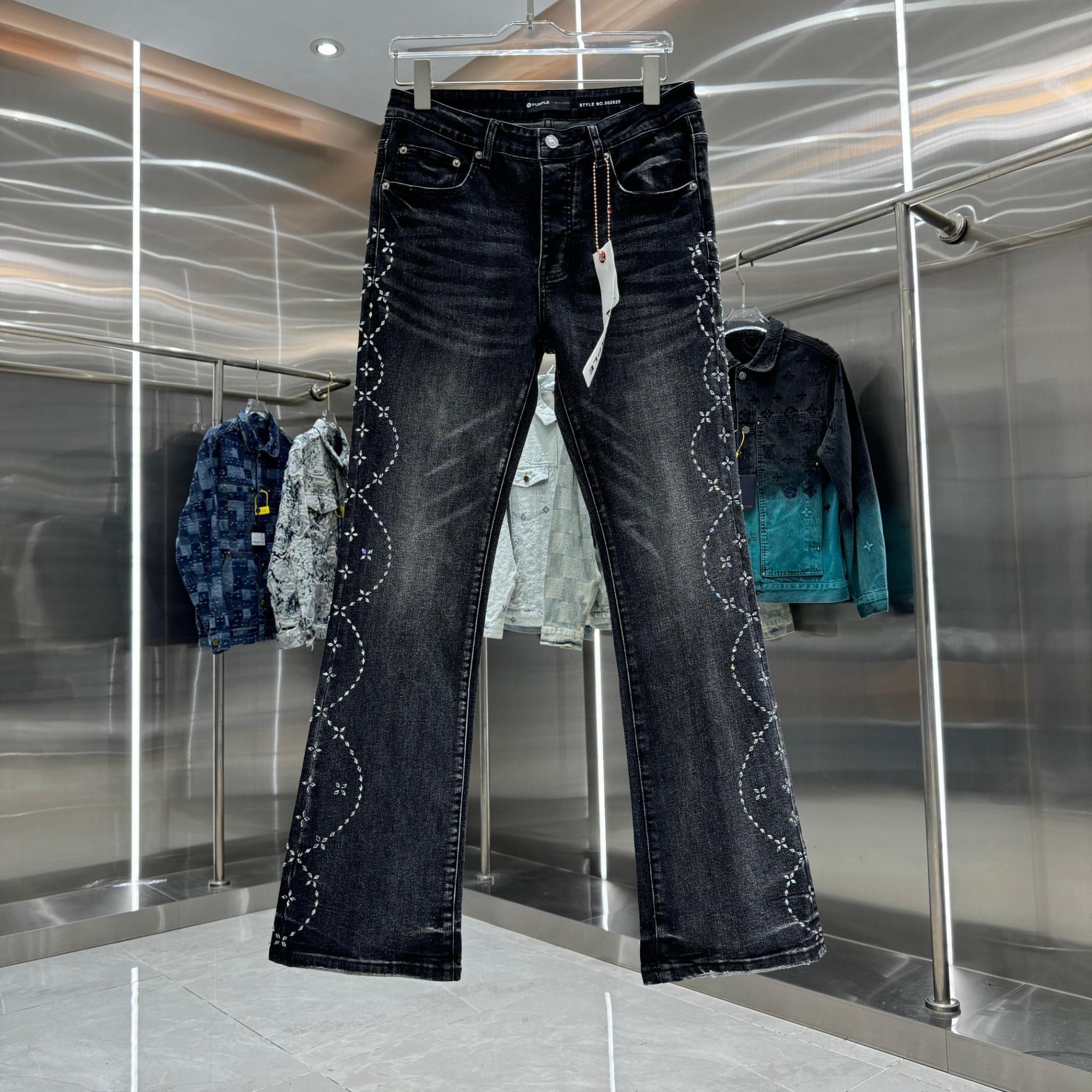 Purple Brand Jeans — 964d511e Angle 1