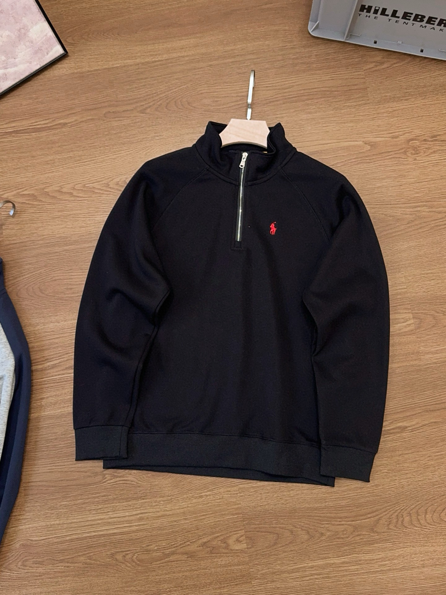 Ralph Lauren Hoodie — 17c534dc Angle 1