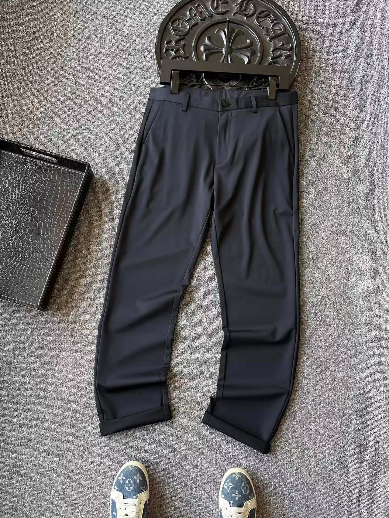 Ralph Lauren Pants — 238fbe74 Angle 1