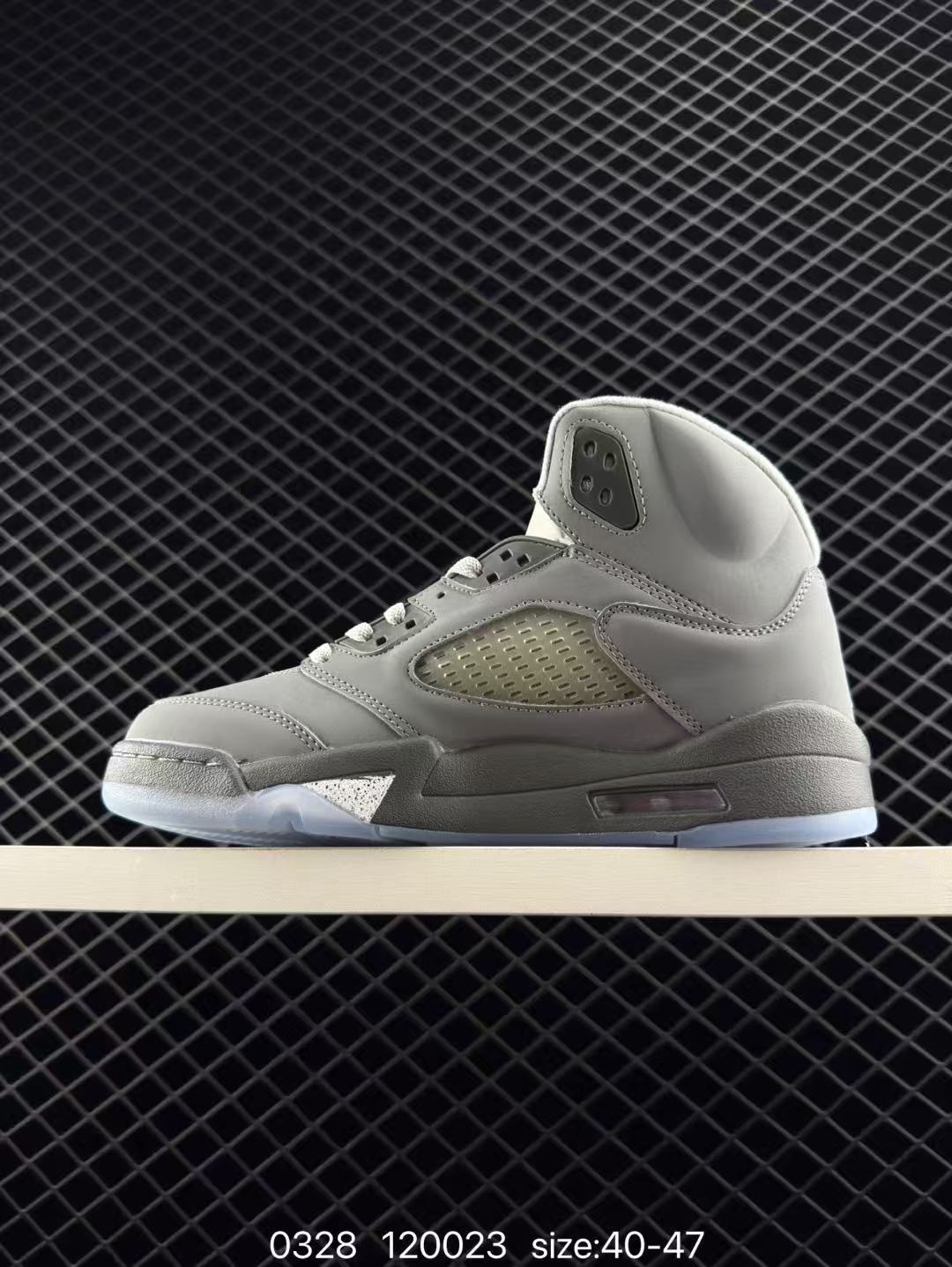 Shoe Air Jordan — 93e2ca5d Angle 1