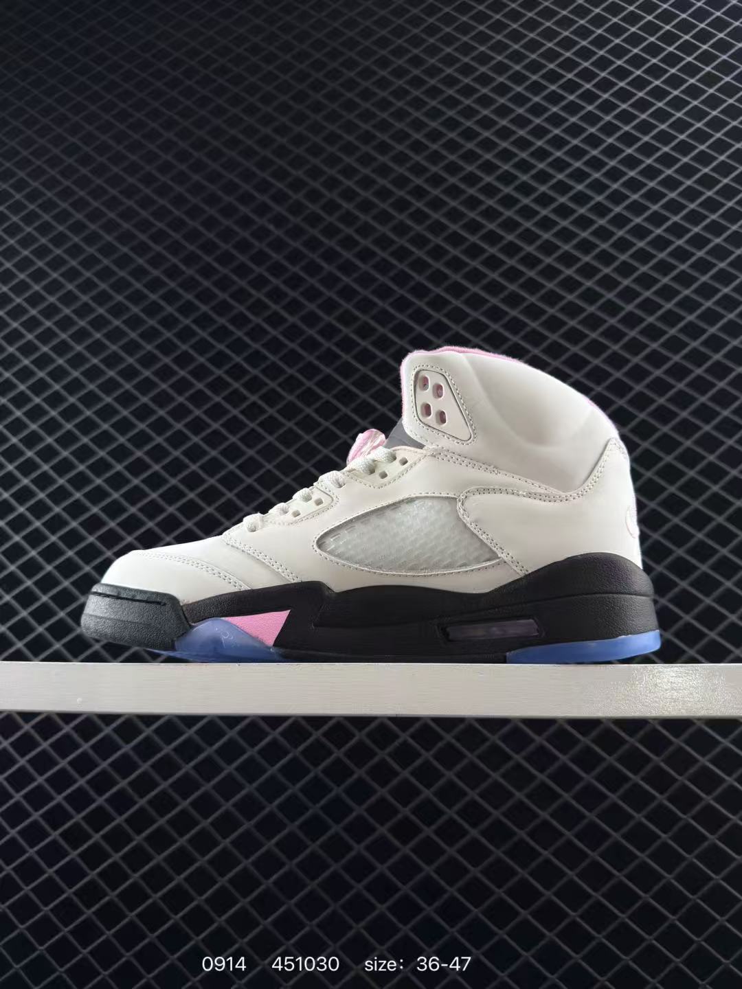 Shoe Air Jordan — 9a7dcdc2 Angle 1