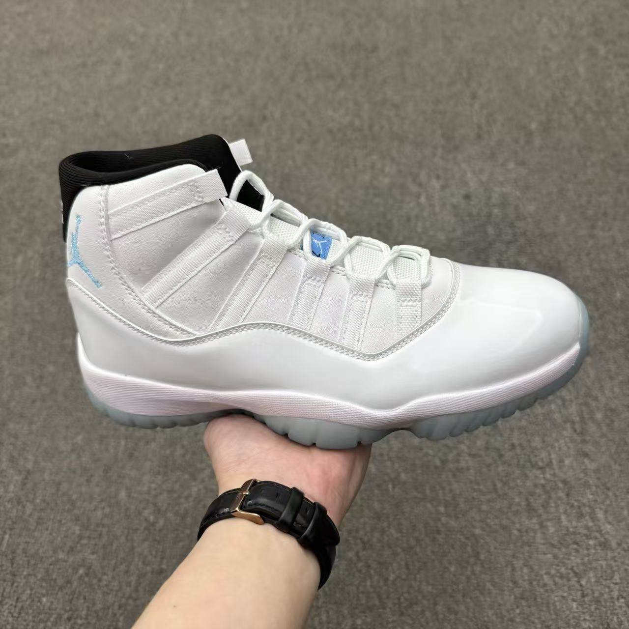 Shoe Air Jordan — a526da69 Angle 1