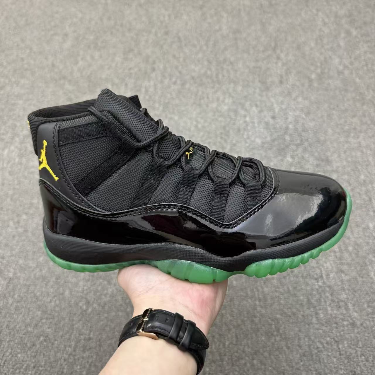 Shoe Air Jordan — ca1a95d9 Angle 1