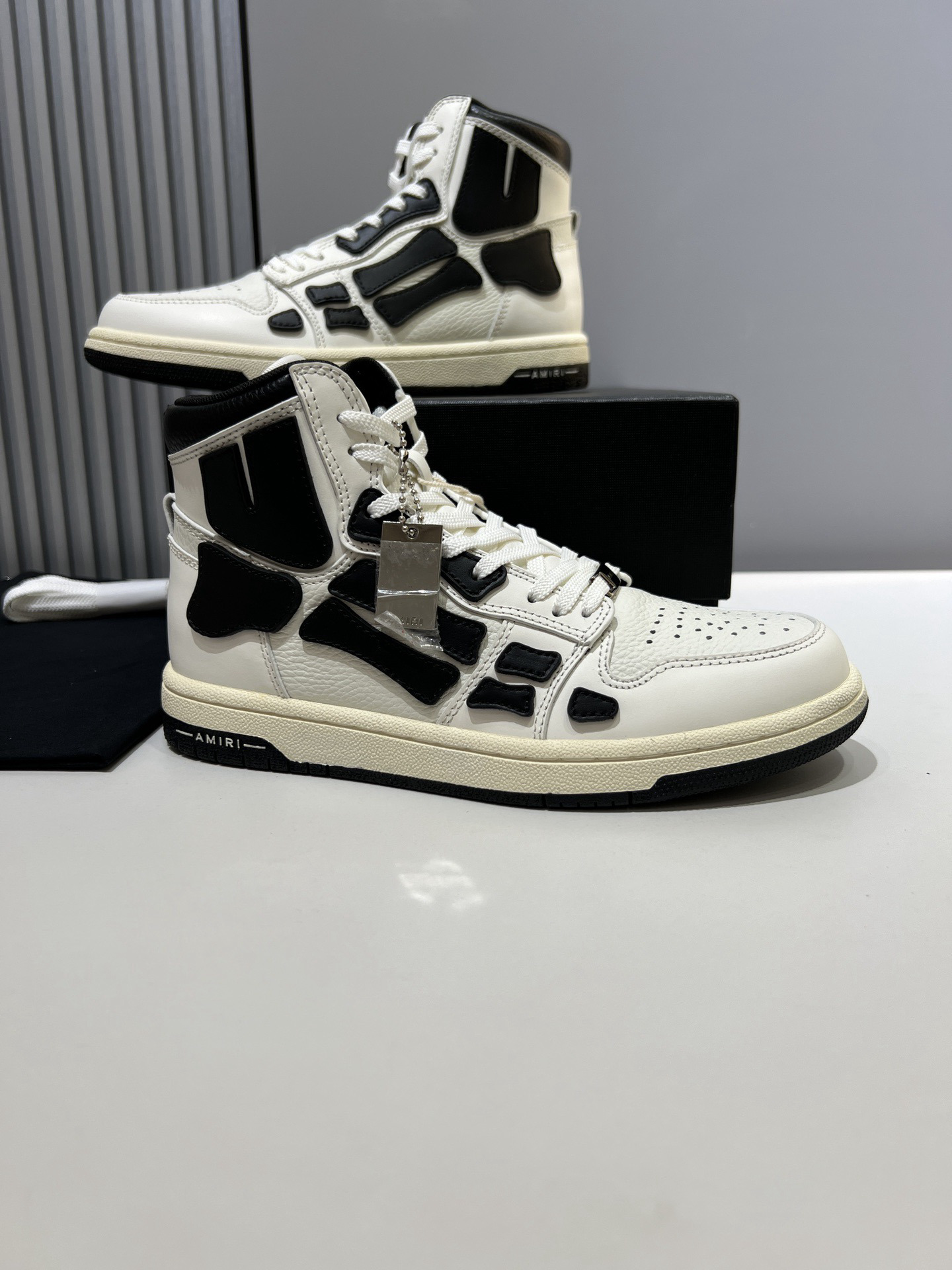 Shoe Amiri shoes — 2d0568e4 Angle 1