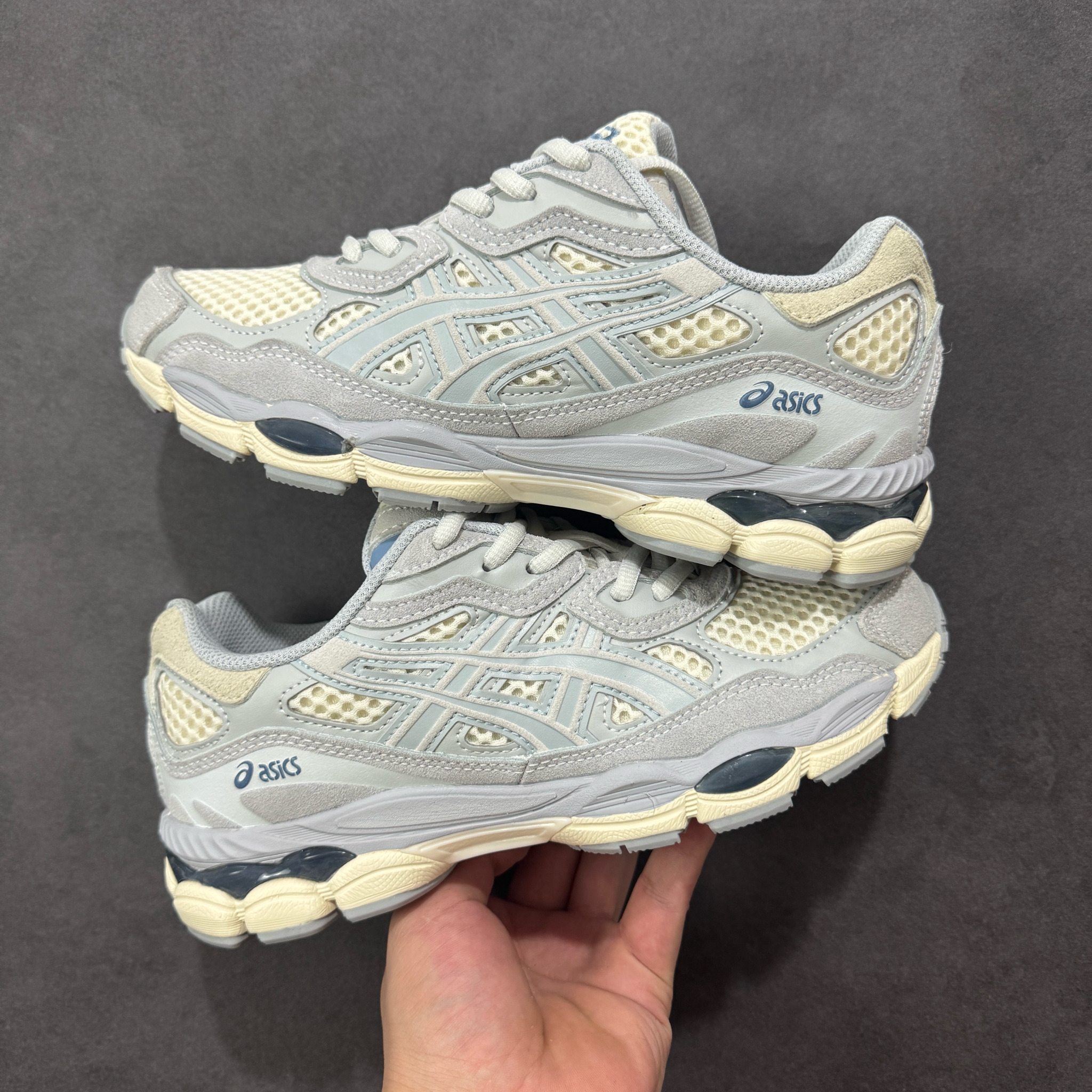 Shoe Ascics — 2383ce91 Angle 1