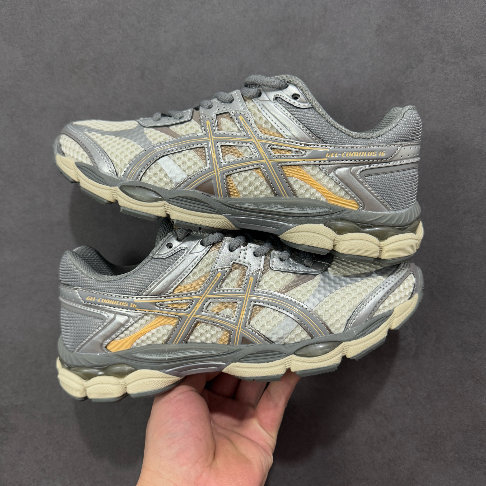 Shoe Ascics — 5e4d2e64 Angle 1