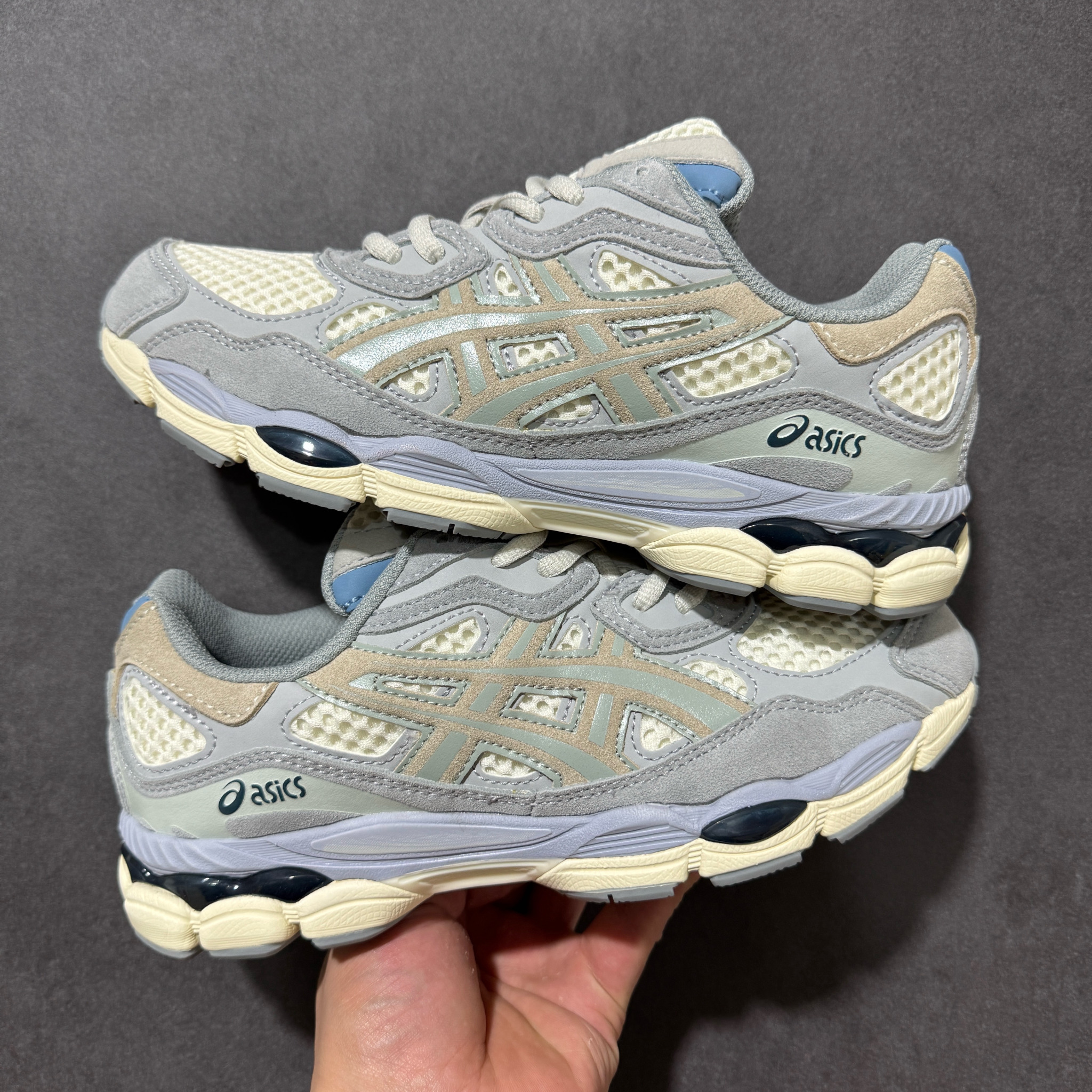 Shoe Ascics — cdff7f41 Angle 1