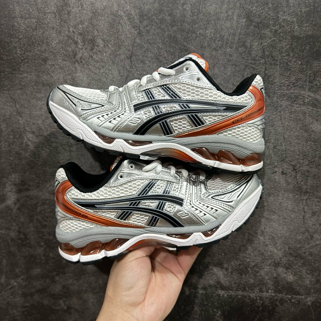 Shoe Ascics — e08ea701 Angle 1