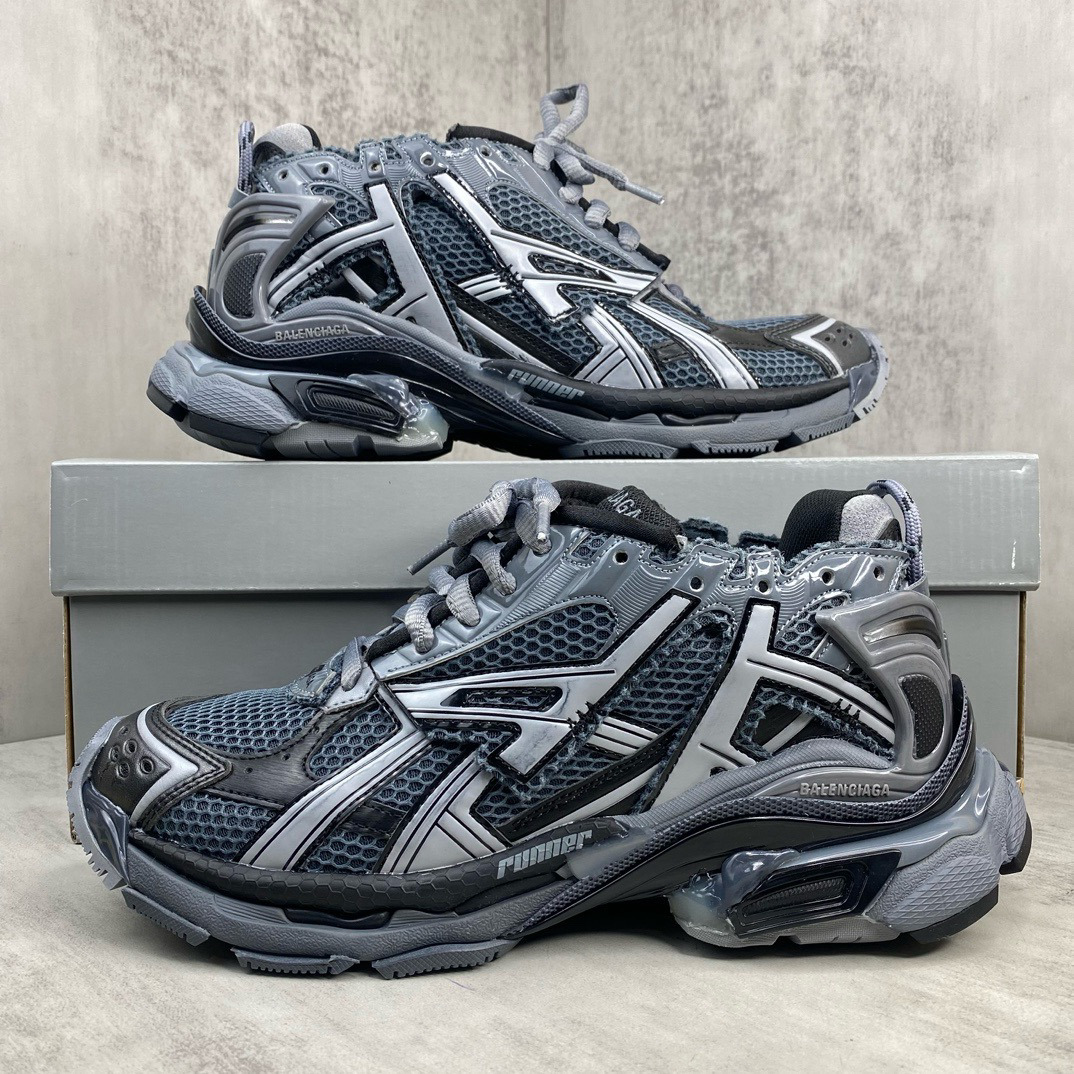 Shoe Balenciaga shoe — 0f922452 Angle 1